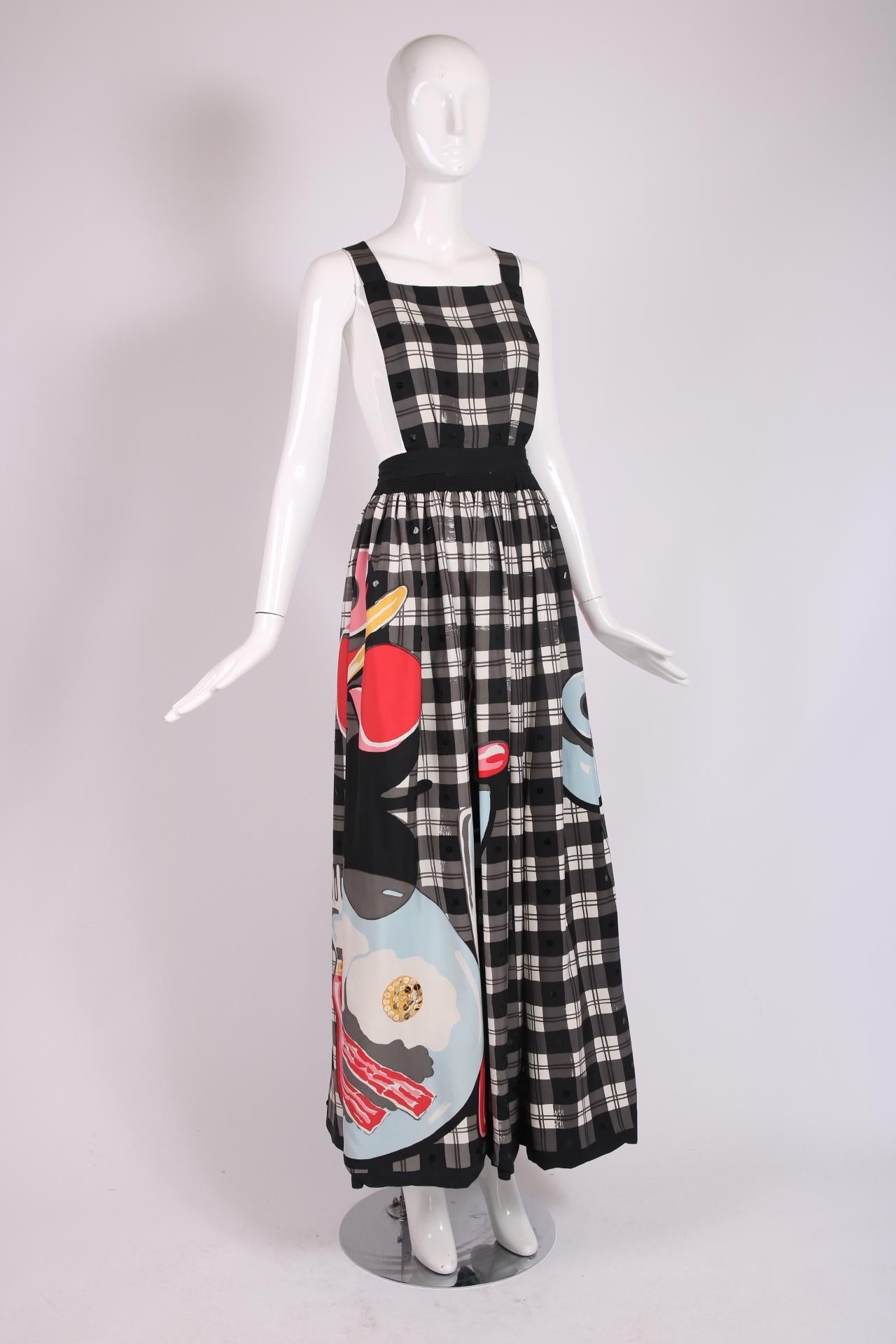 Rare 1982 S/S Michaele Vollbracht Bacon & Eggs Print Checked Pinafore Dress In Excellent Condition For Sale In Studio City, CA