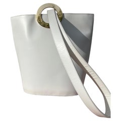 Rare 1990s Céline Logo Ring Bucket Bag in White Leather – Documented Design
