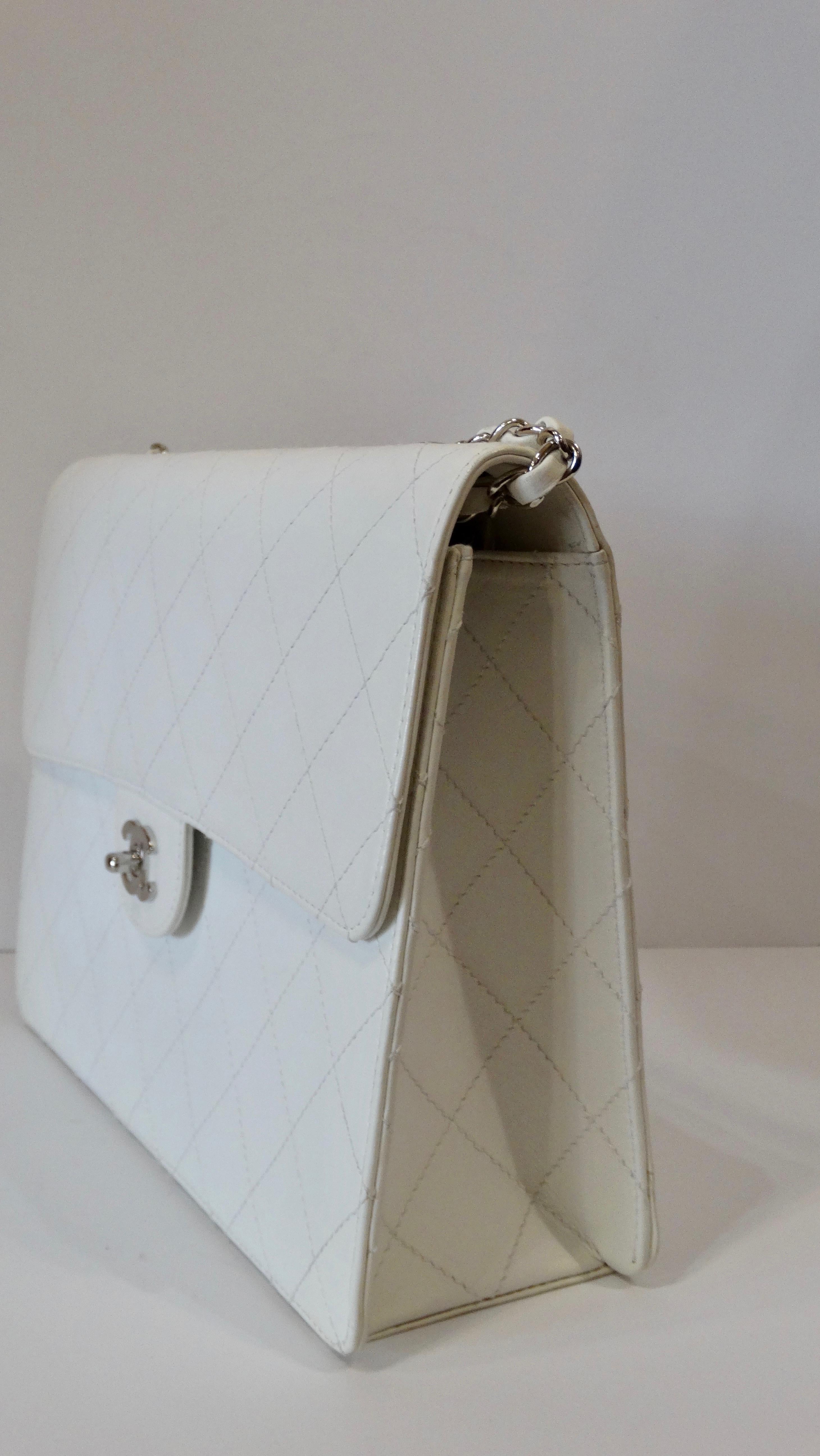 Chanel 1990s White Goatskin Quilted Shoulder Bag 4