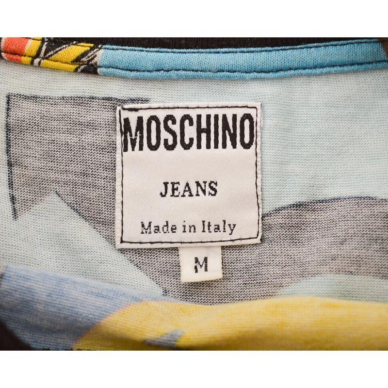 Seltenes 1990er Moschino 'Opposites' T-Shirt mit grafischem Archivierungsdruck und Opposites im Angebot 5