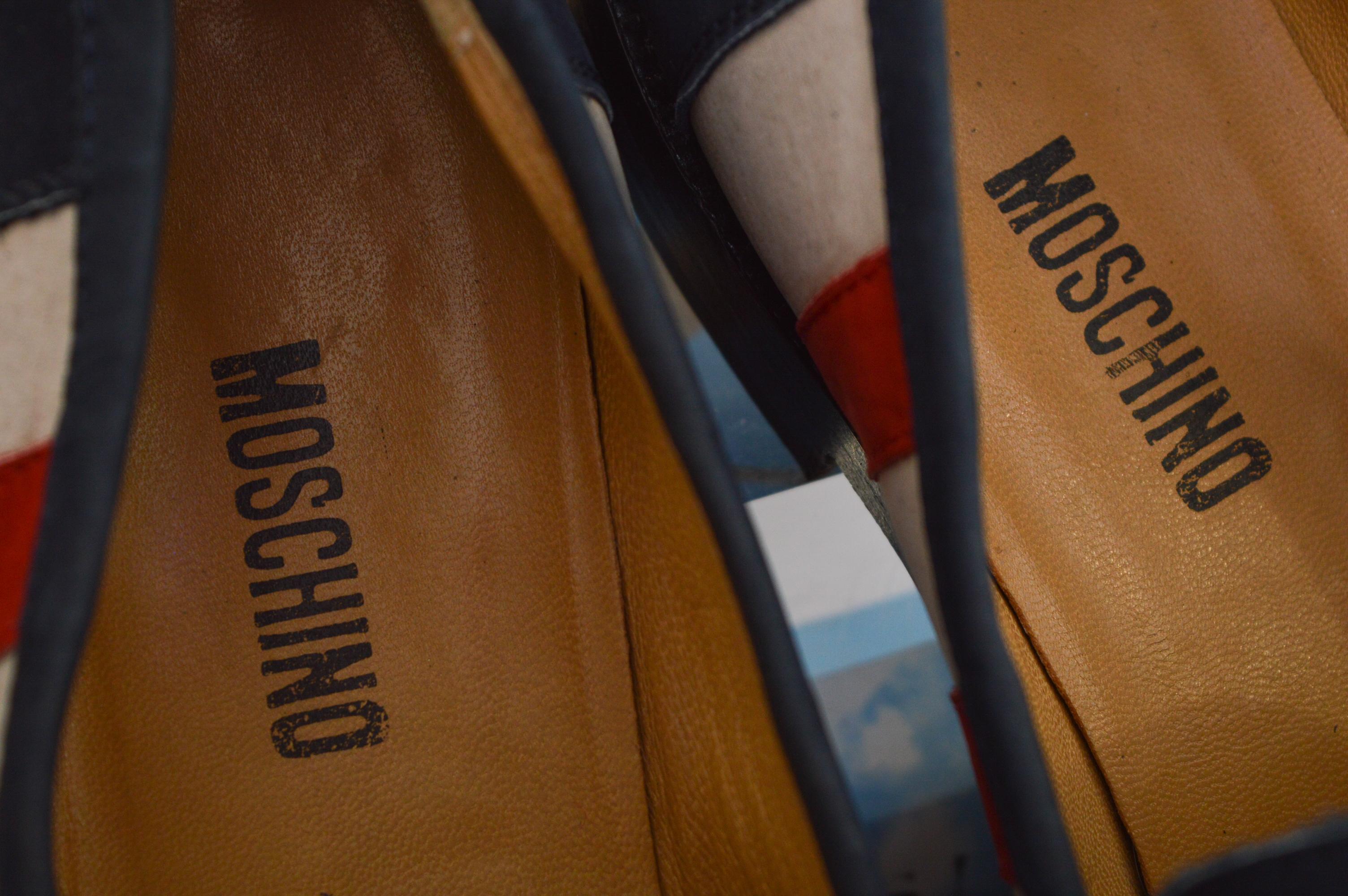 Rare 1990's MOSCHINO Stars & Tripes USA flag cuir Loafers - Shoes EU 40 Unisexe en vente