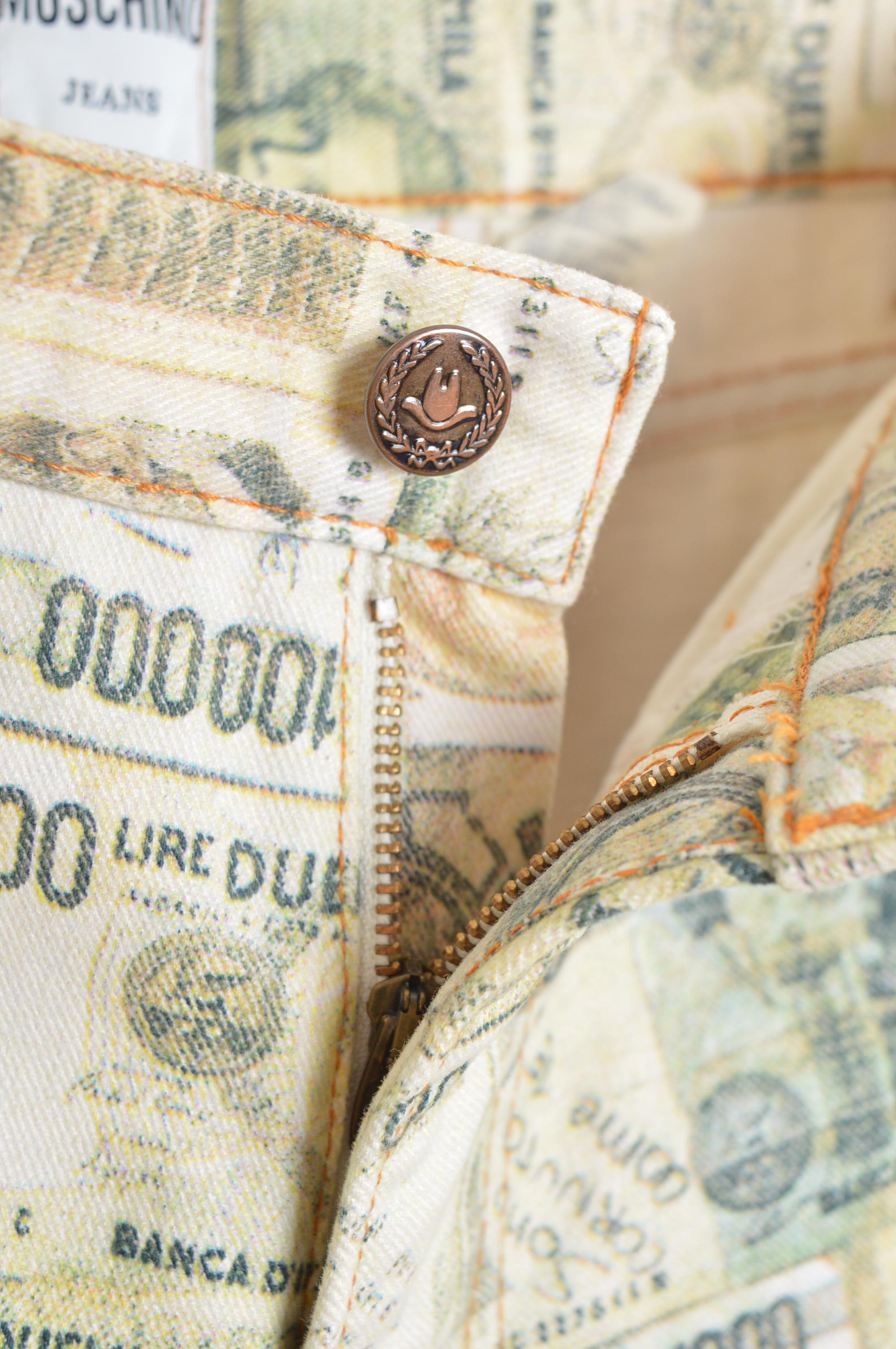 Rare 1990's Vintage Franco Moschino Italian Lira Money print Bank Note Jeans en vente 9
