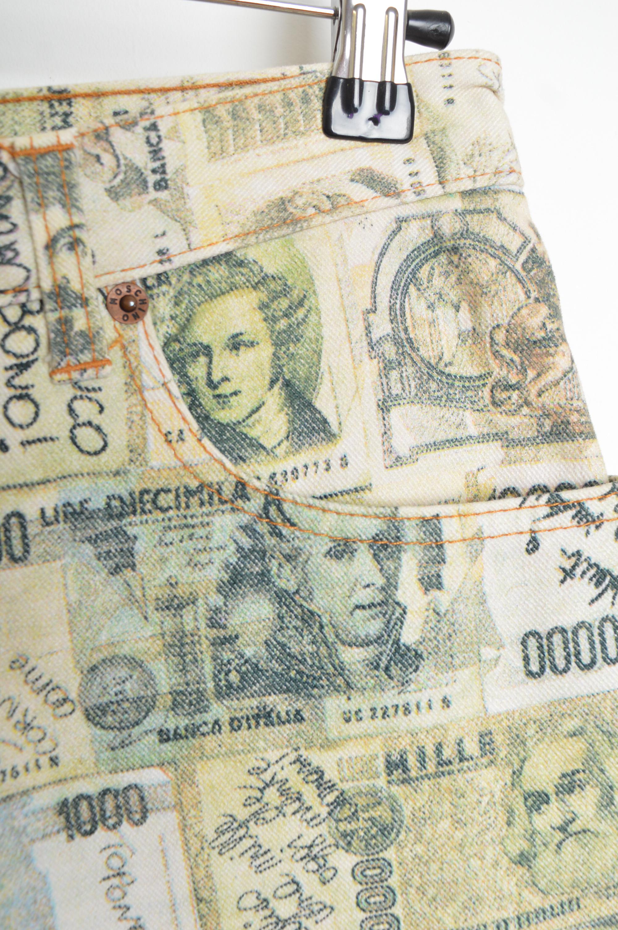 Rare 1990's Vintage Franco Moschino Italian Lira Money print Bank Note Jeans en vente 1