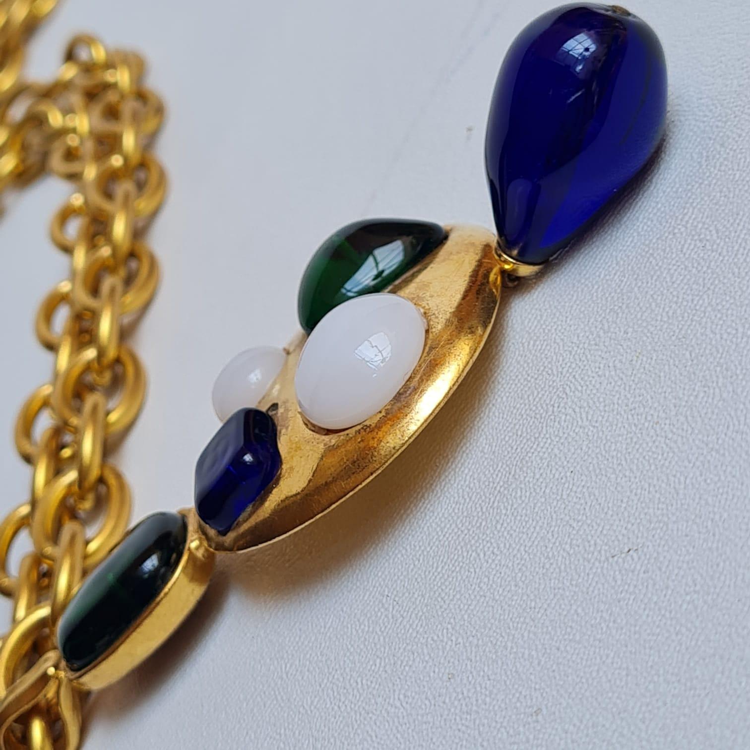 Rare 1993 Chanel Vintage Gold Gripoix Byzantine Drop Pearl Necklace For Sale 2