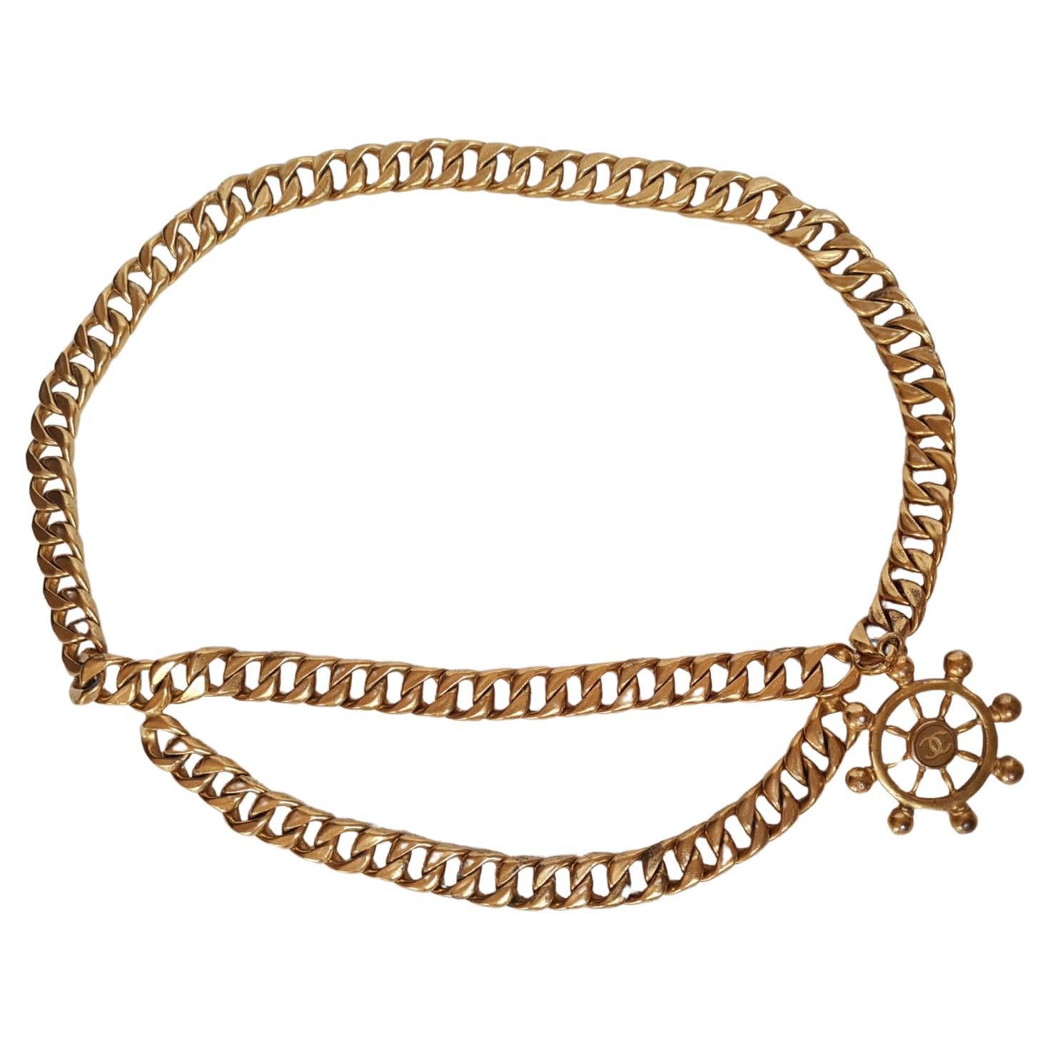 CHANEL, LINEN ENSEMBLE AND GOLD-TONE METAL CHAIN BELT, Chanel: Handbags  and Accessories, 2020