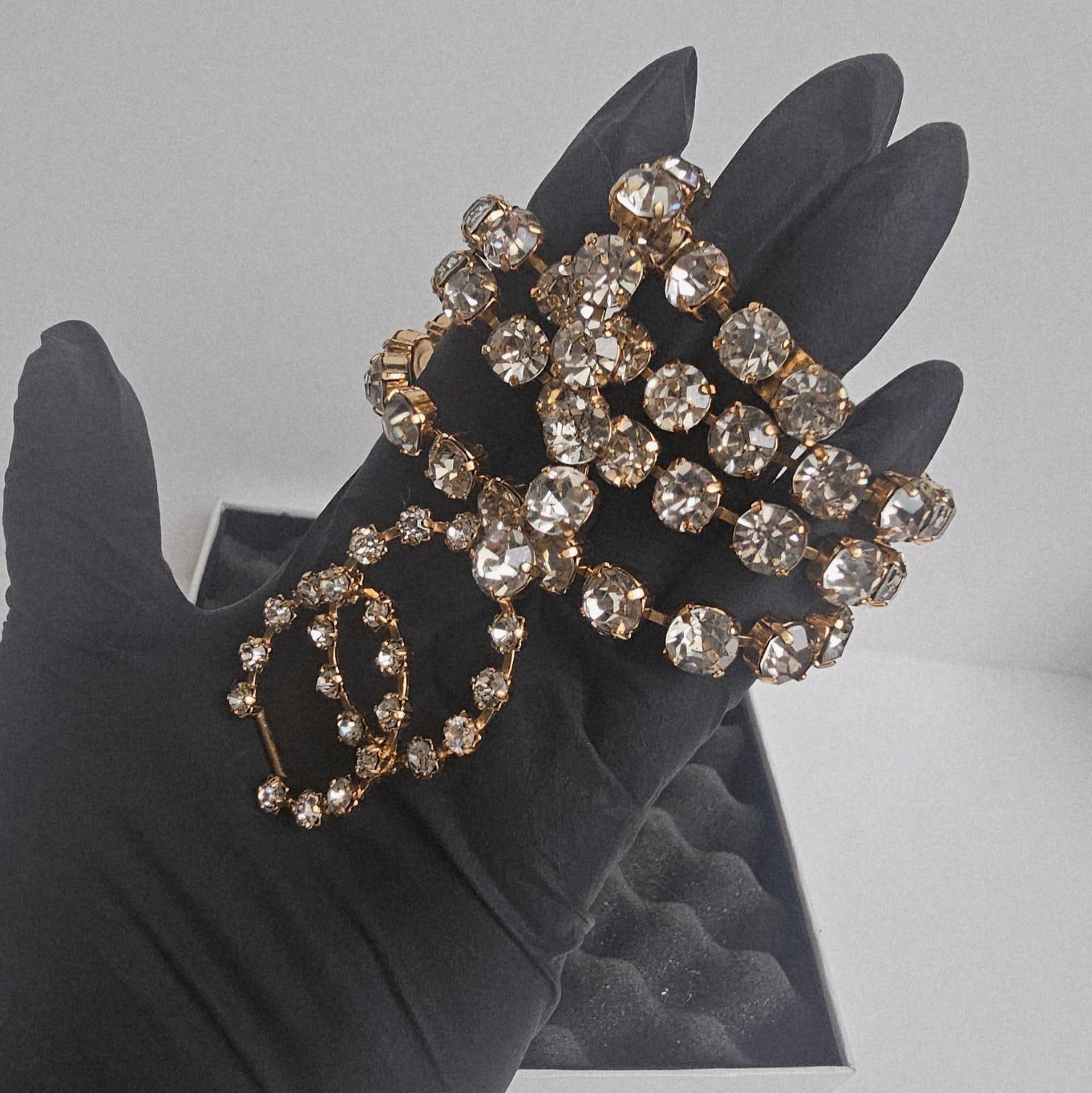 Rara Chanel Crystal CC del 1995  Cintura in vendita 9