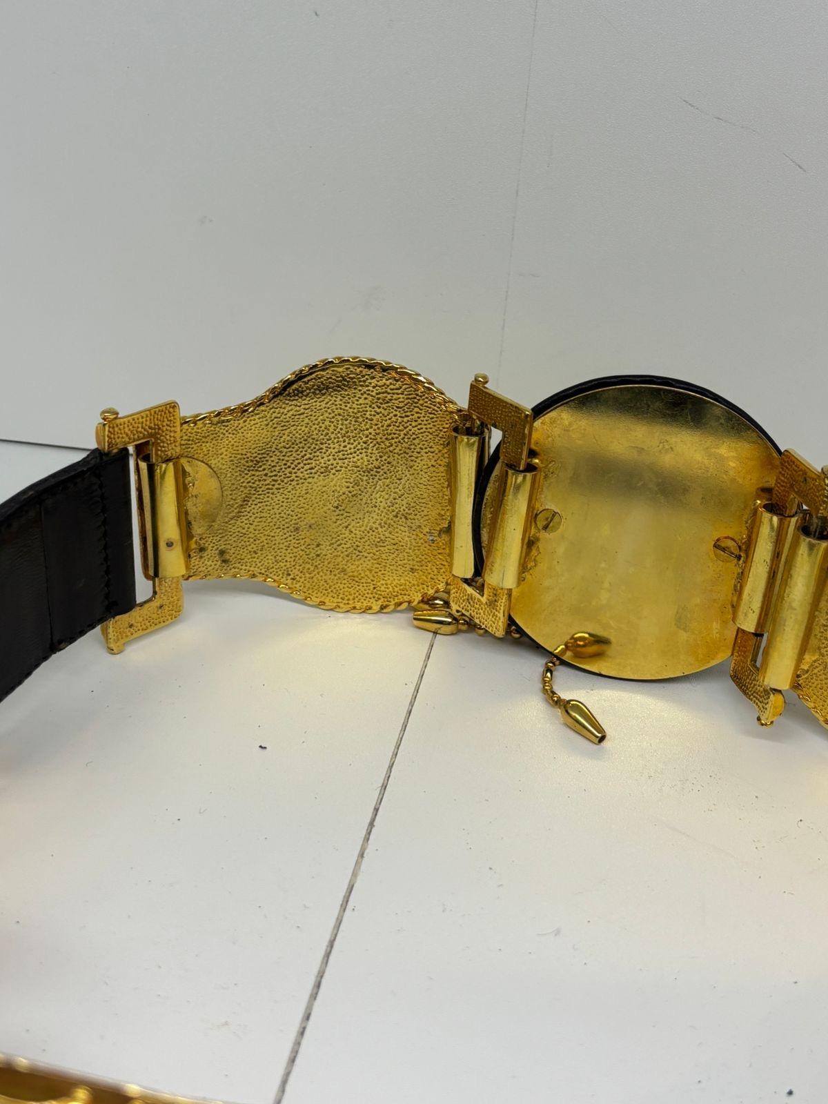 Women's Rare 1995 Gianni Versace Fringe Medusa Bondage Belt For Sale