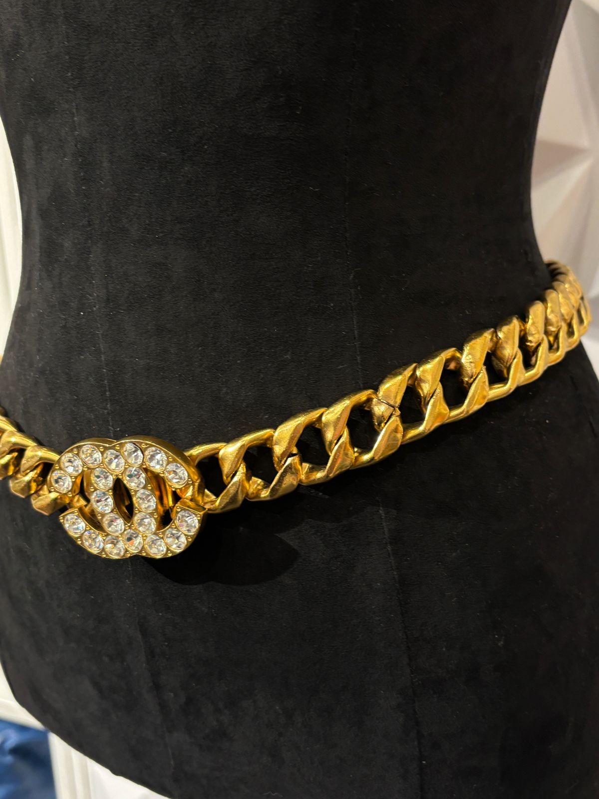 Noir Ceinture vintage Chanel Crystal CC épaisse rare de 1995 en vente