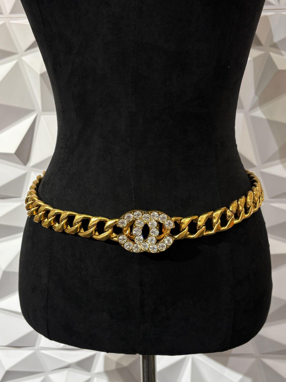 Ceinture vintage Chanel Crystal CC épaisse rare de 1995 Bon état - En vente à Jakarta, Daerah Khusus Ibukota Jakarta