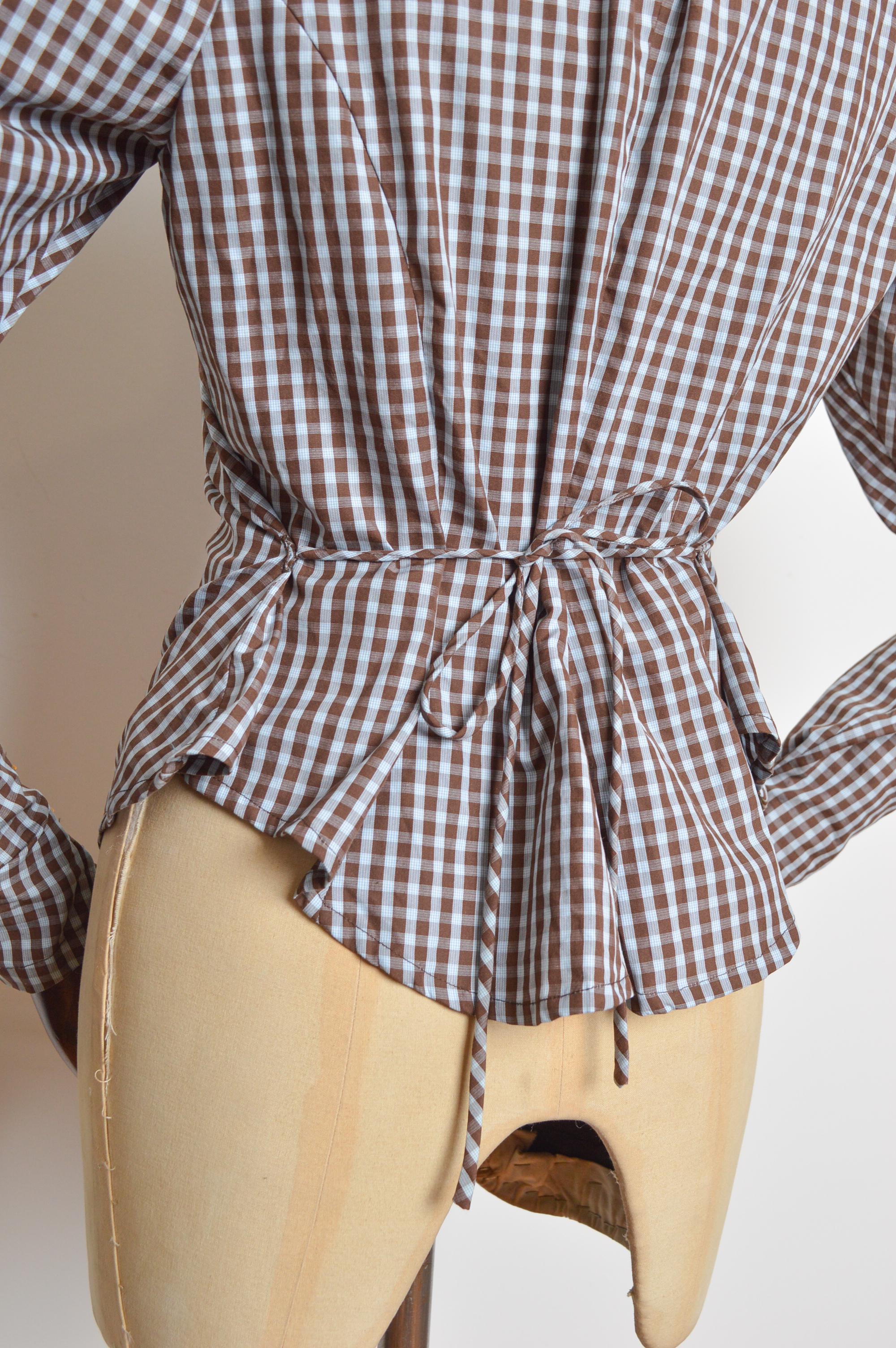 Rara Blusa Ajustada de Cuello Alto de Guinga 1995 Vivienne Westwood - Camisa Corsé en venta 10