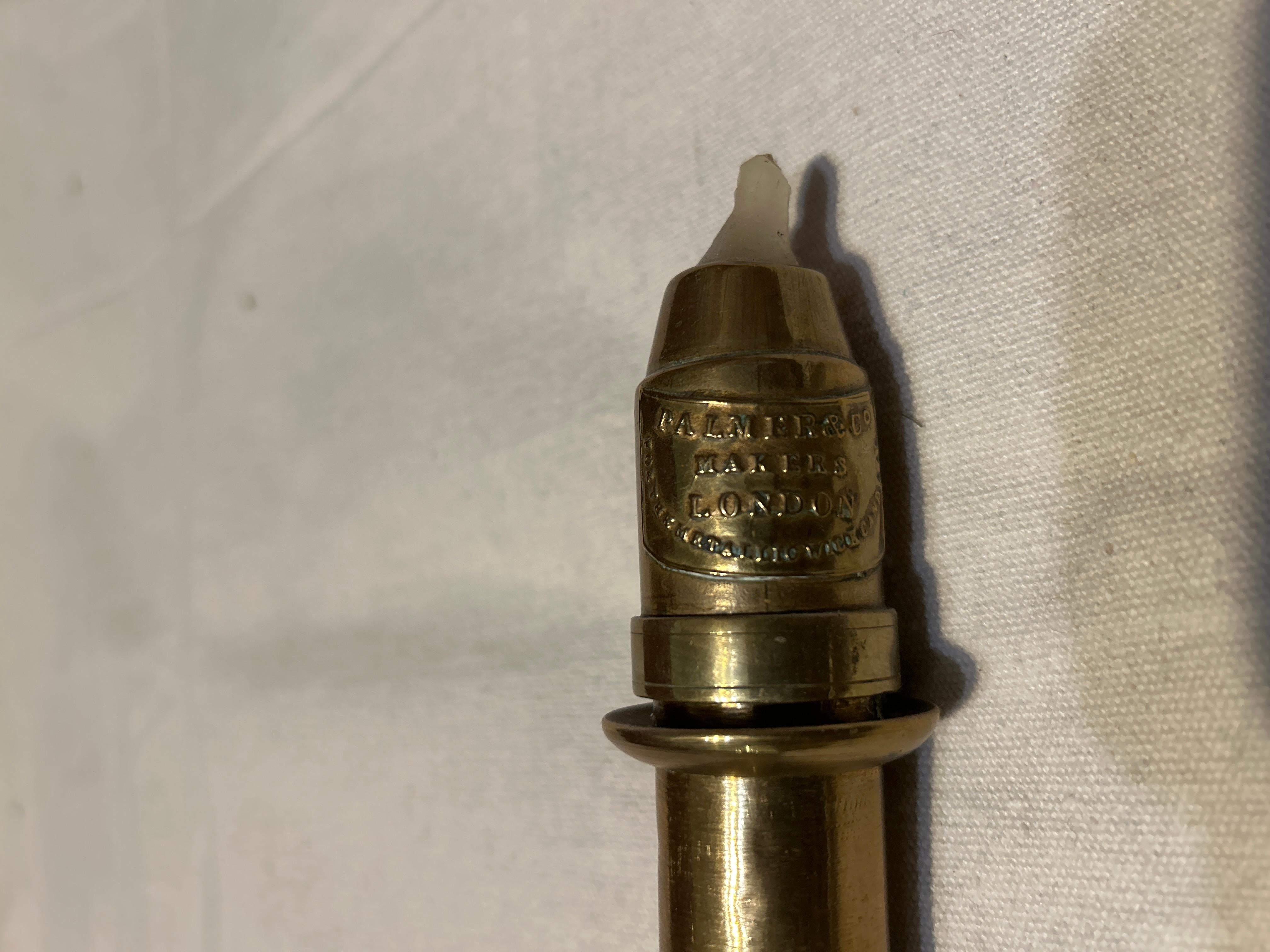 Seltener viktorianischer großer Palmer & Company-Kerzenhalter aus massivem Messing aus Korbweide, 19. Jahrhundert im Angebot 3