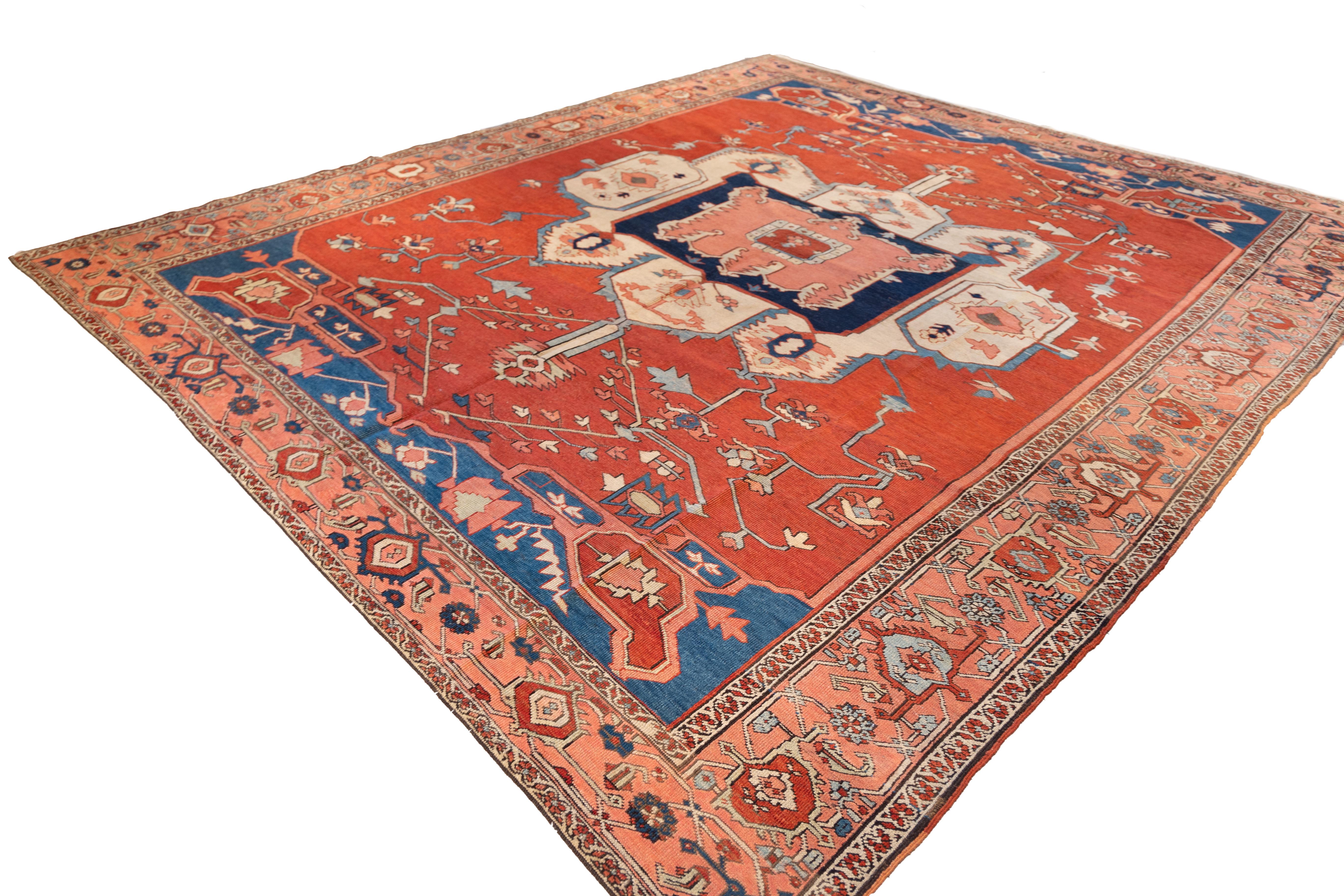 Rare 19th cent. Serapi tribal rug Tejido a mano en venta