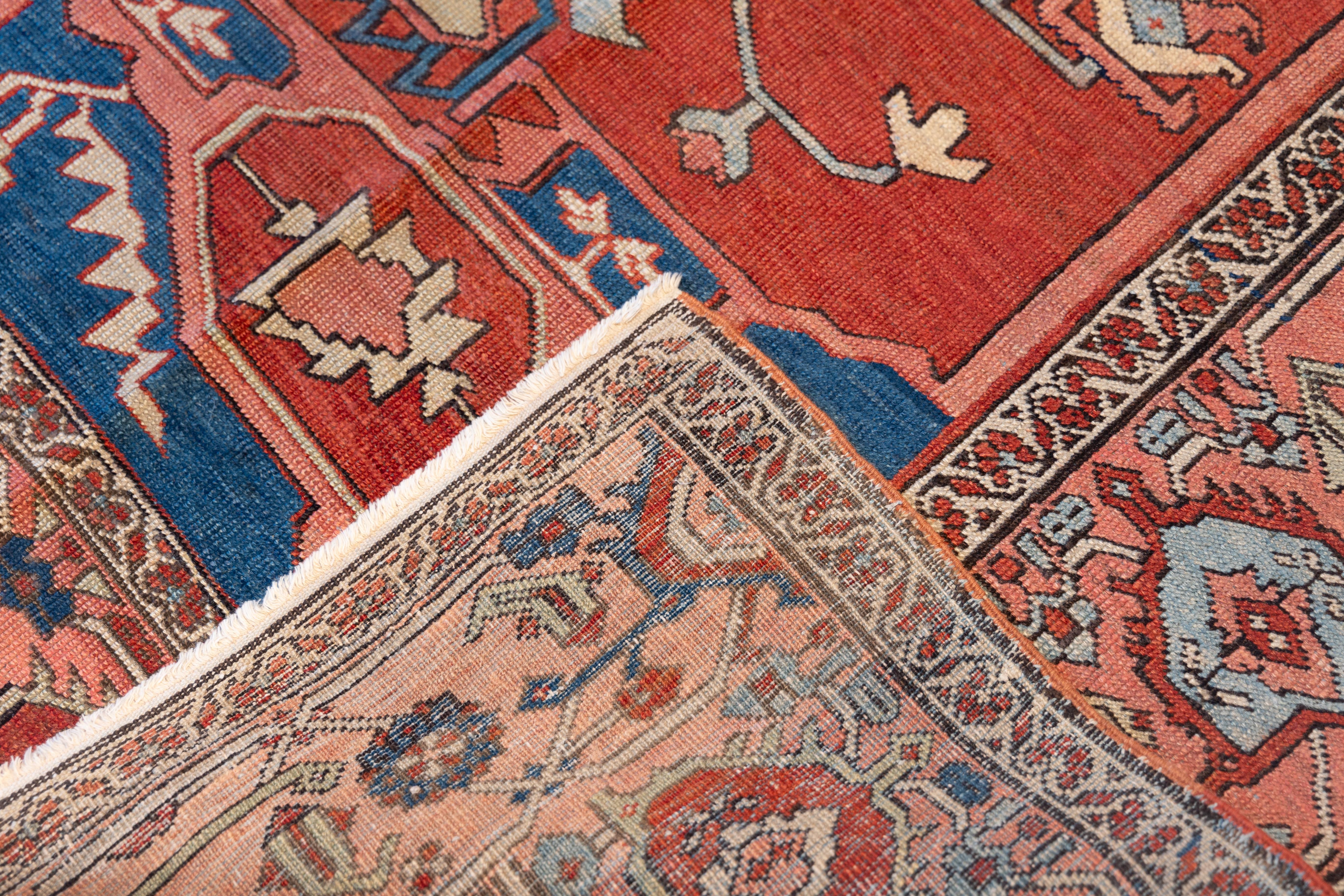 Rare 19th cent. Serapi tribal rug Lana en venta