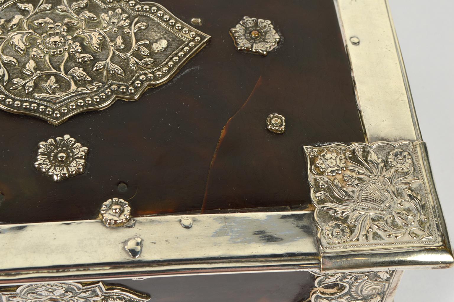 Rare 19th Century Anglo Indian Repousse Silver Mounted Tortoise Shell Box In Good Condition In Ft. Lauderdale, FL