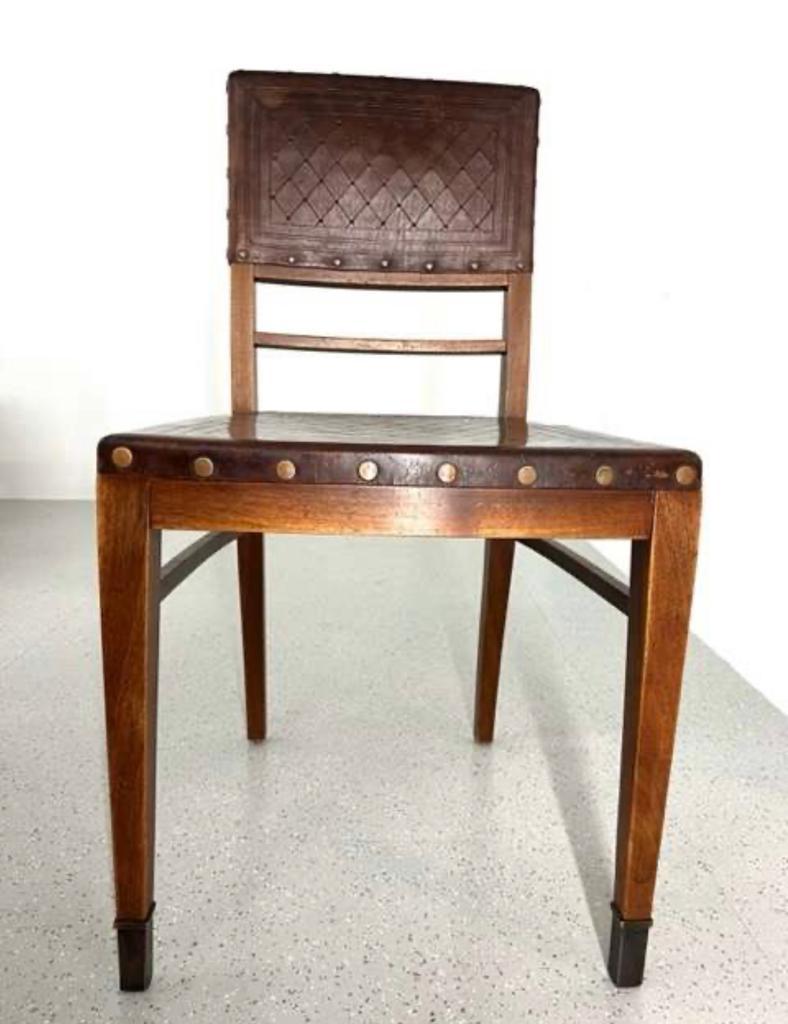 Hand-Crafted Rare 19th Century Art Nouveau Set of 8 Chairs in Mahogany and Leather, Vienna For Sale