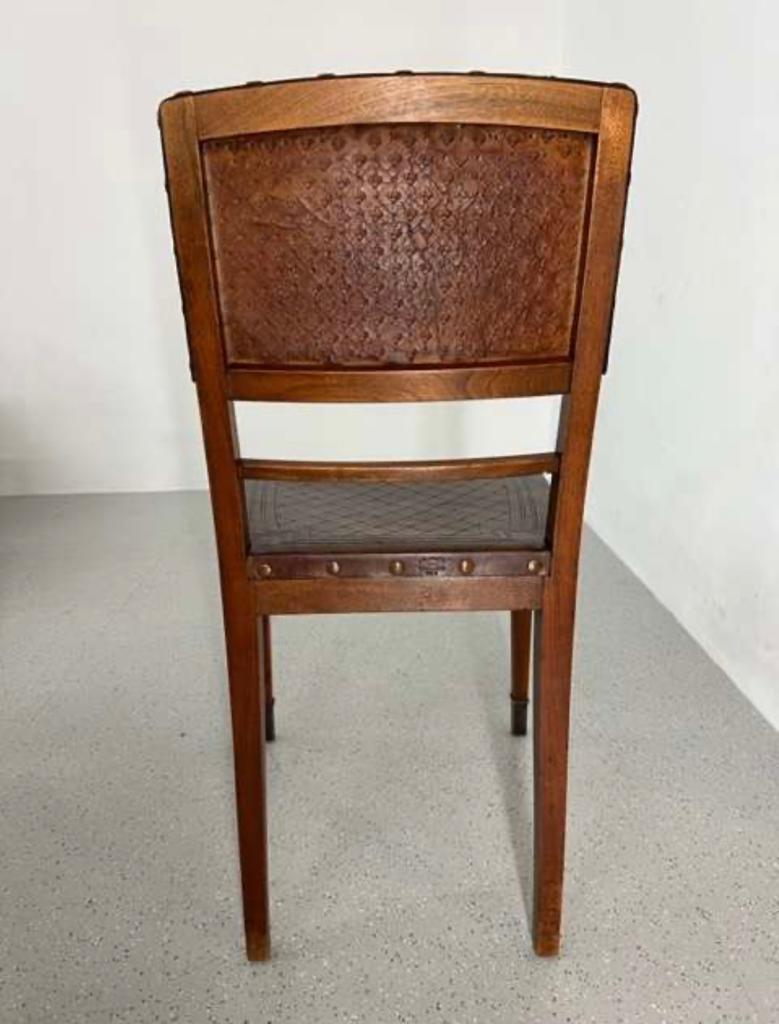 Rare 19th Century Art Nouveau Set of 8 Chairs in Mahogany and Leather, Vienna In Good Condition For Sale In Doha, QA