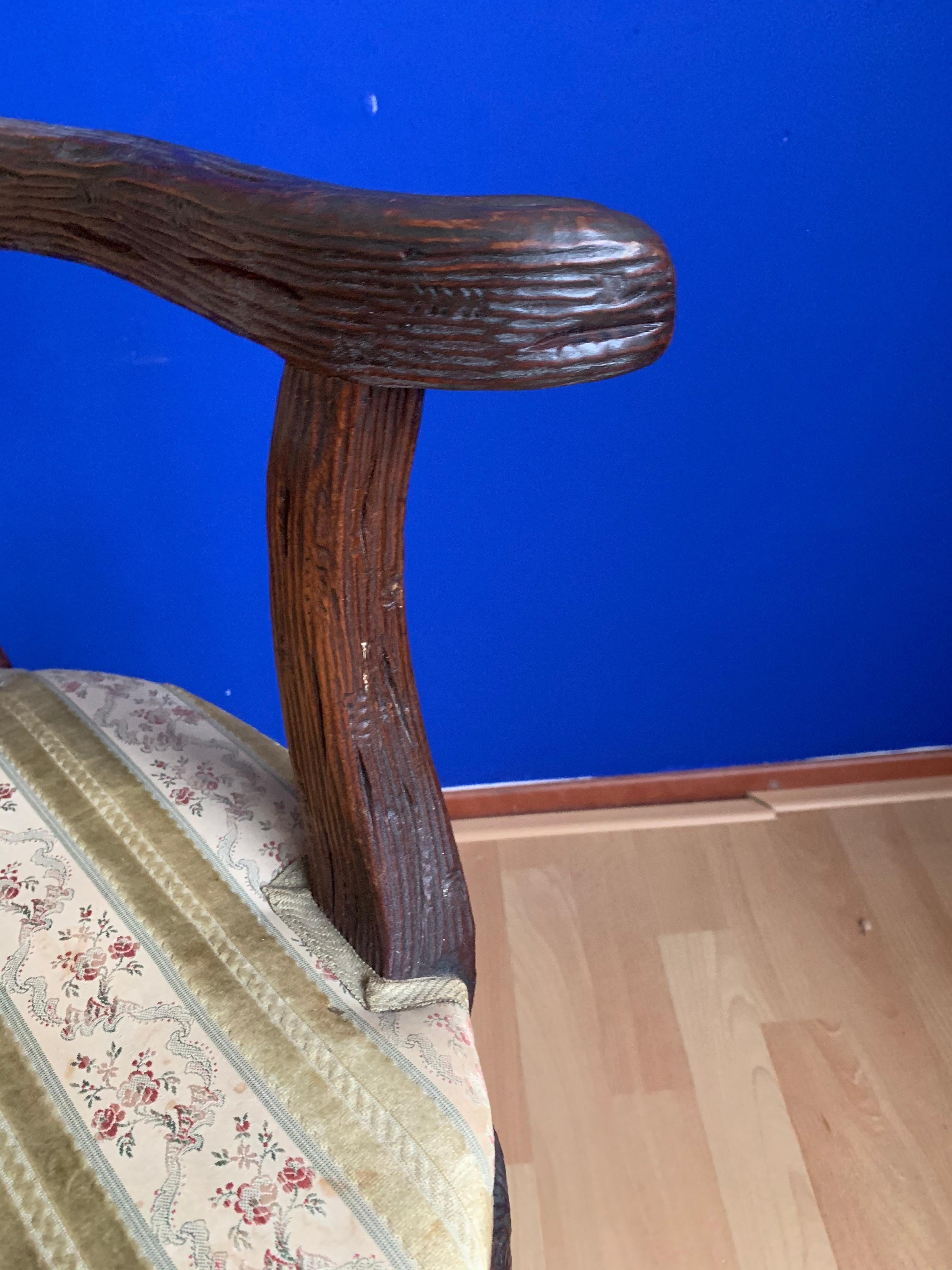 Rare fauteuil du 19ème siècle en noyer de Black Forest par Horrix avec tapisserie de classe en vente 9