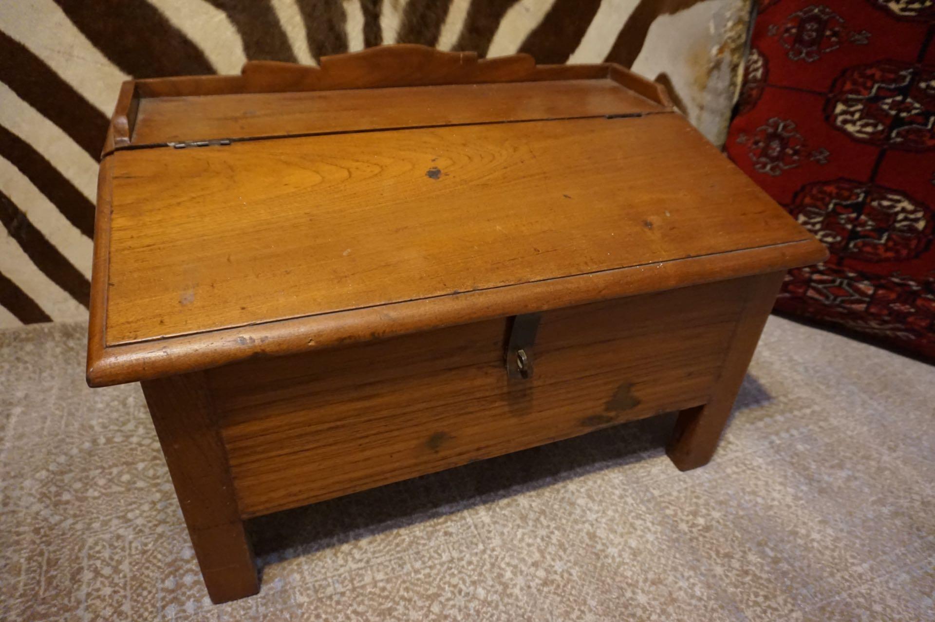 Anglo Raj Rare 19th Century British India Solid Teak Slant Lid Floor Scholar's Desk For Sale