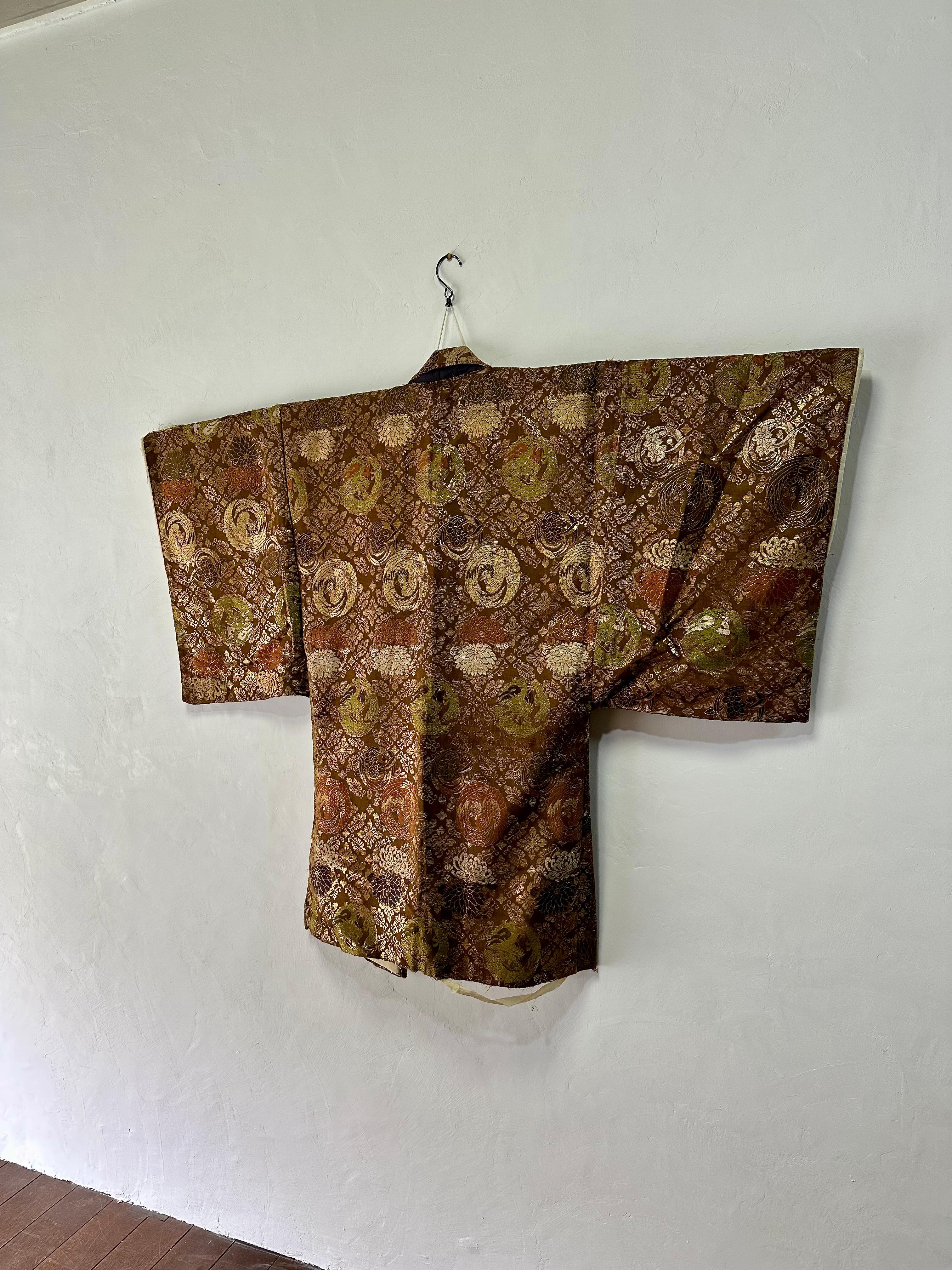 Seltener Brokat-Seiden Robe aus dem 19. Jahrhundert für Noh Theatre Performance, Japan (Edo) im Angebot