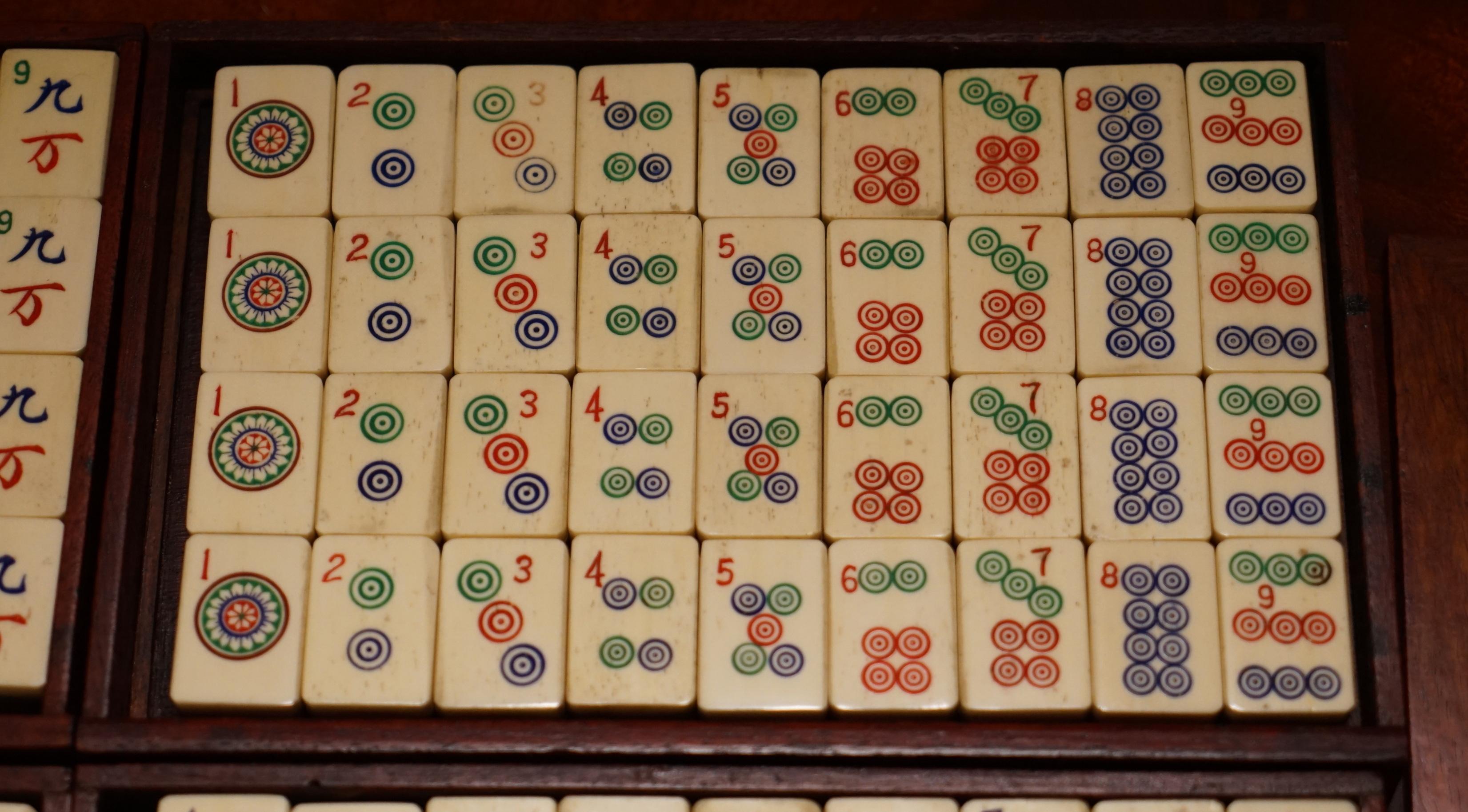 Rare 19th Century Chinese Mahjong Set in Carry Case Made with Bovine & Bambo 2