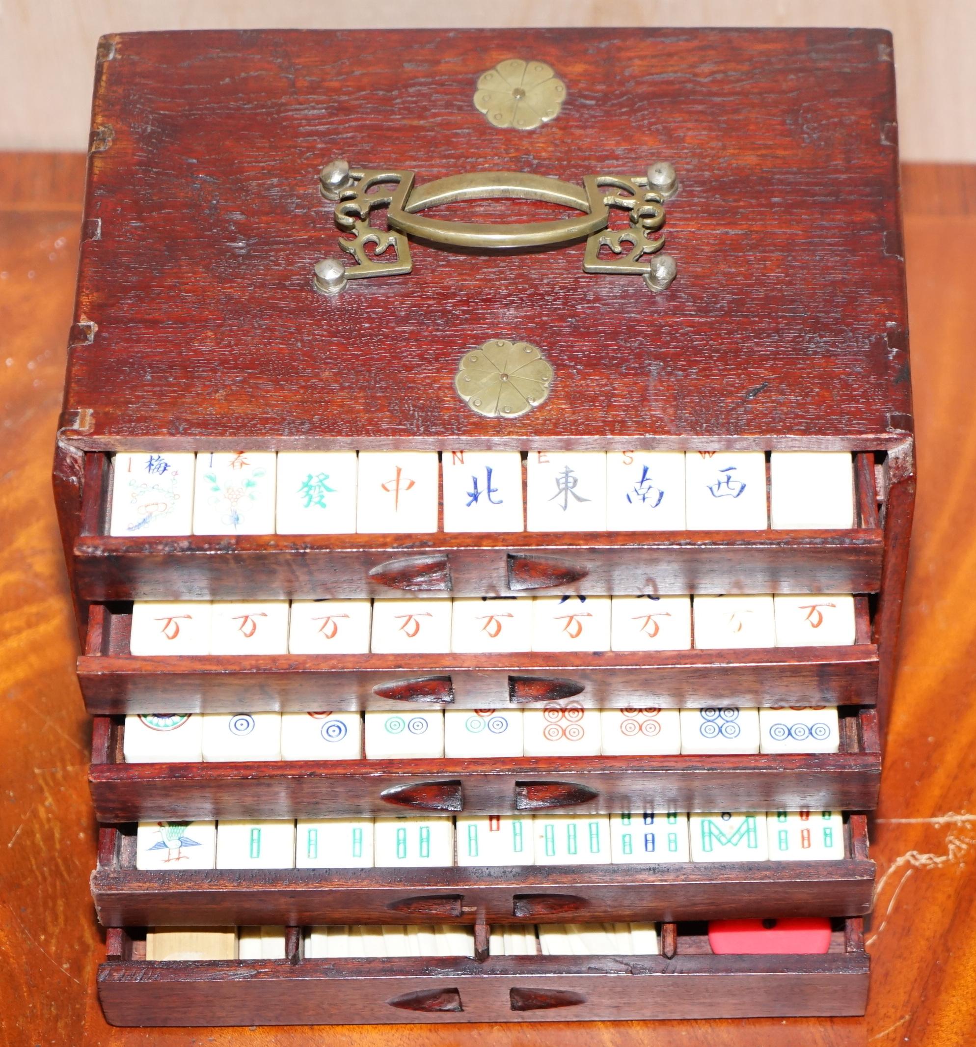 Chinese Export Rare 19th Century Chinese Mahjong Set in Carry Case Made with Bovine & Bambo