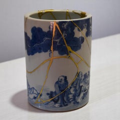 Rare 19th Century Chinese Porcelain Brush Pot for Vietnam