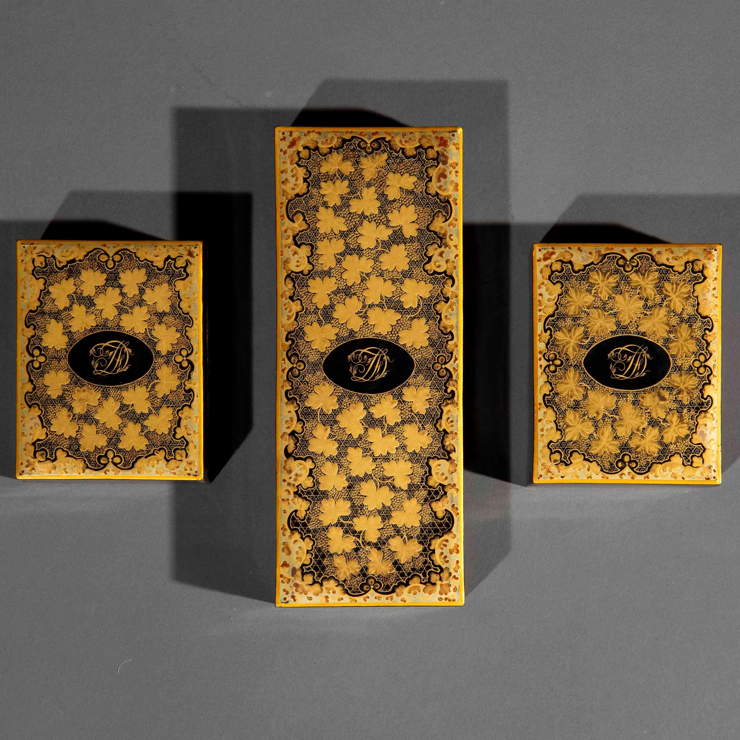 Rare 19th Century Chinoiserie Lacquer Boxes, Monogrammed 'DF', c. 1800 For Sale 2