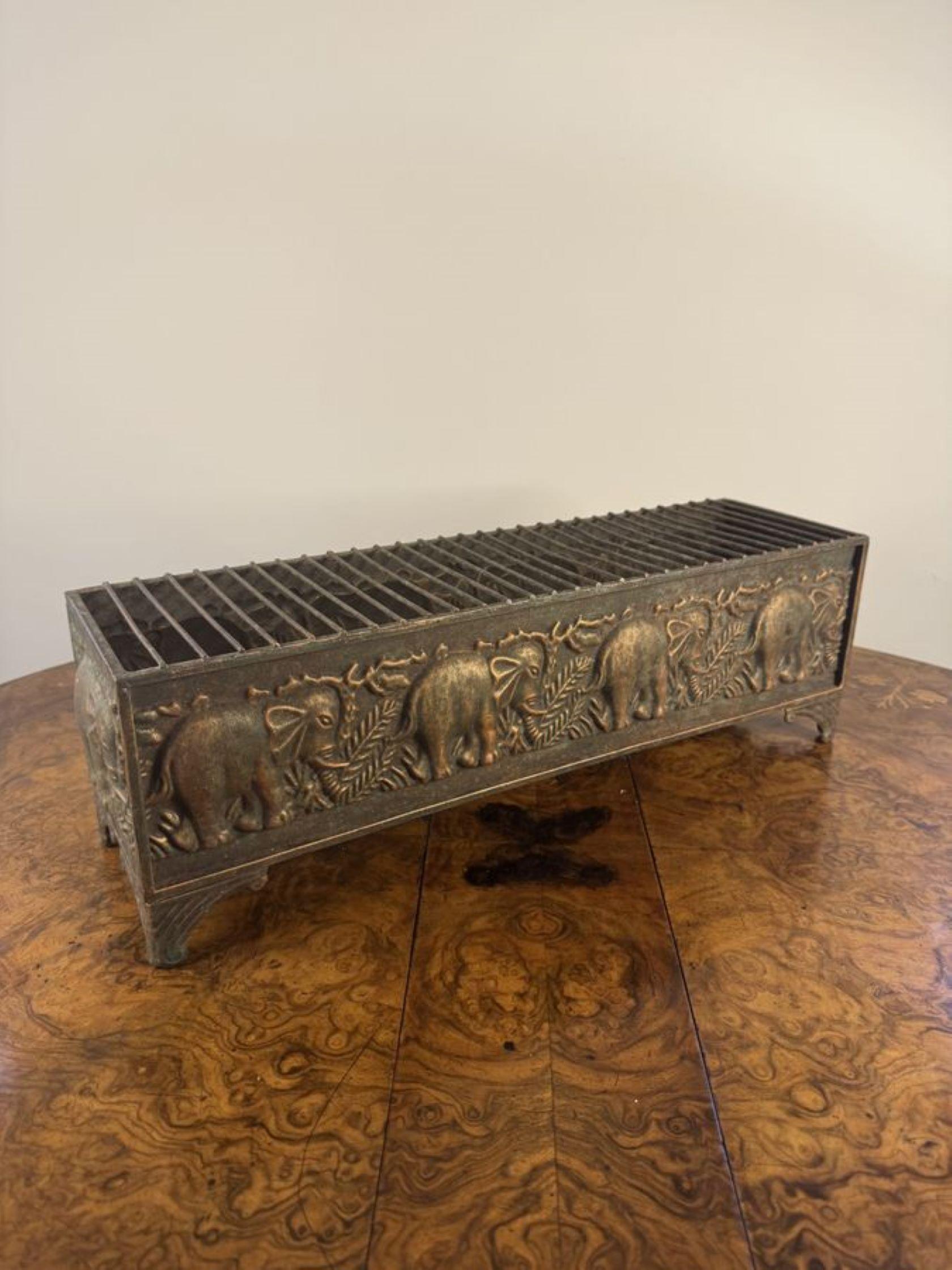 Rare 19th century copper warmer centre piece In Good Condition For Sale In Ipswich, GB