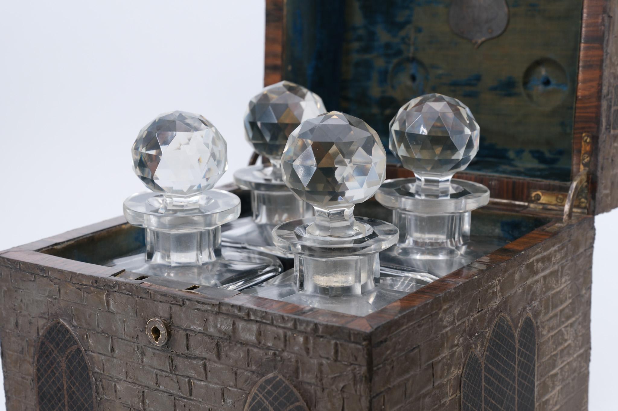 Rare 19th Century Decanter Box Depicting A Medieval Castle For Sale 3