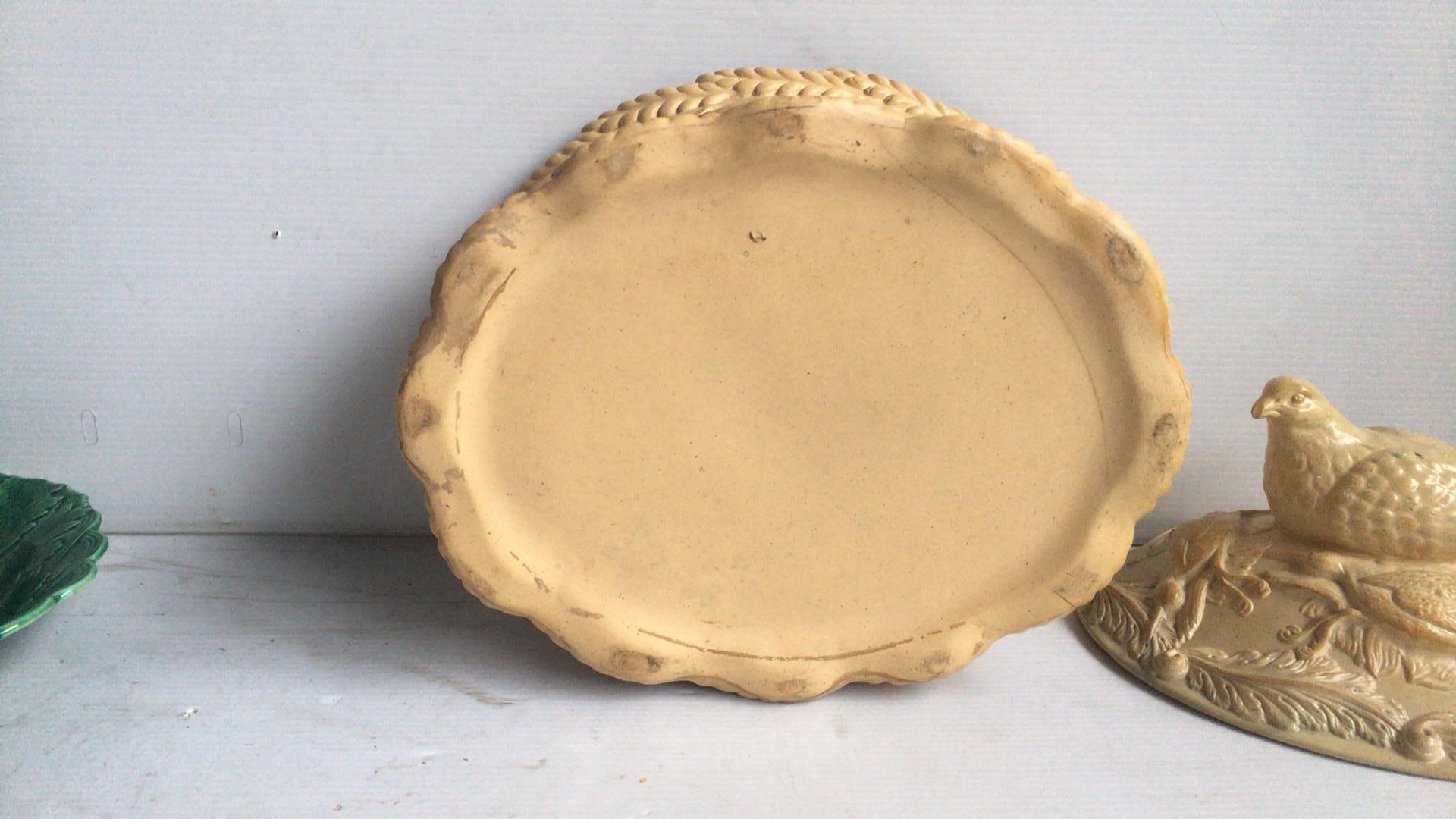 Rare 19th Century English Caneware Game Pie, circa 1830 For Sale 1
