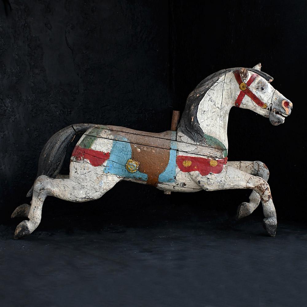 Rare carrousel de chevaux Bayol de foire du 19e siècle

Dimensions : H 47