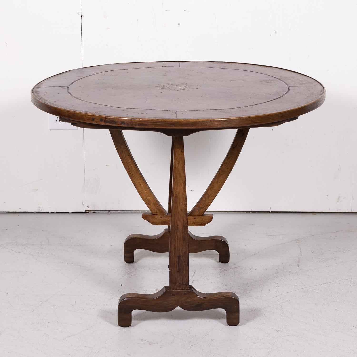 Early 19th Century Rare 19th Century French Charles X Period Tilt-Top Wine Tasting or Vendage Table