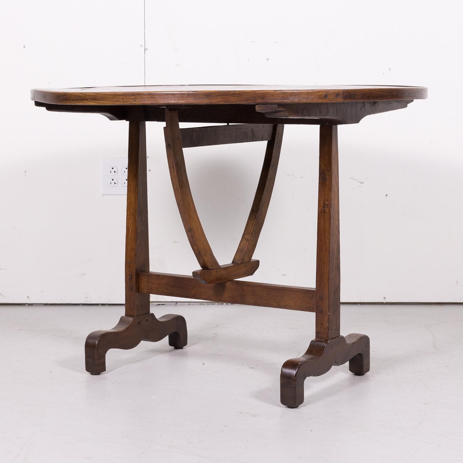 Rare 19th Century French Charles X Period Tilt-Top Wine Tasting or Vendage Table 1
