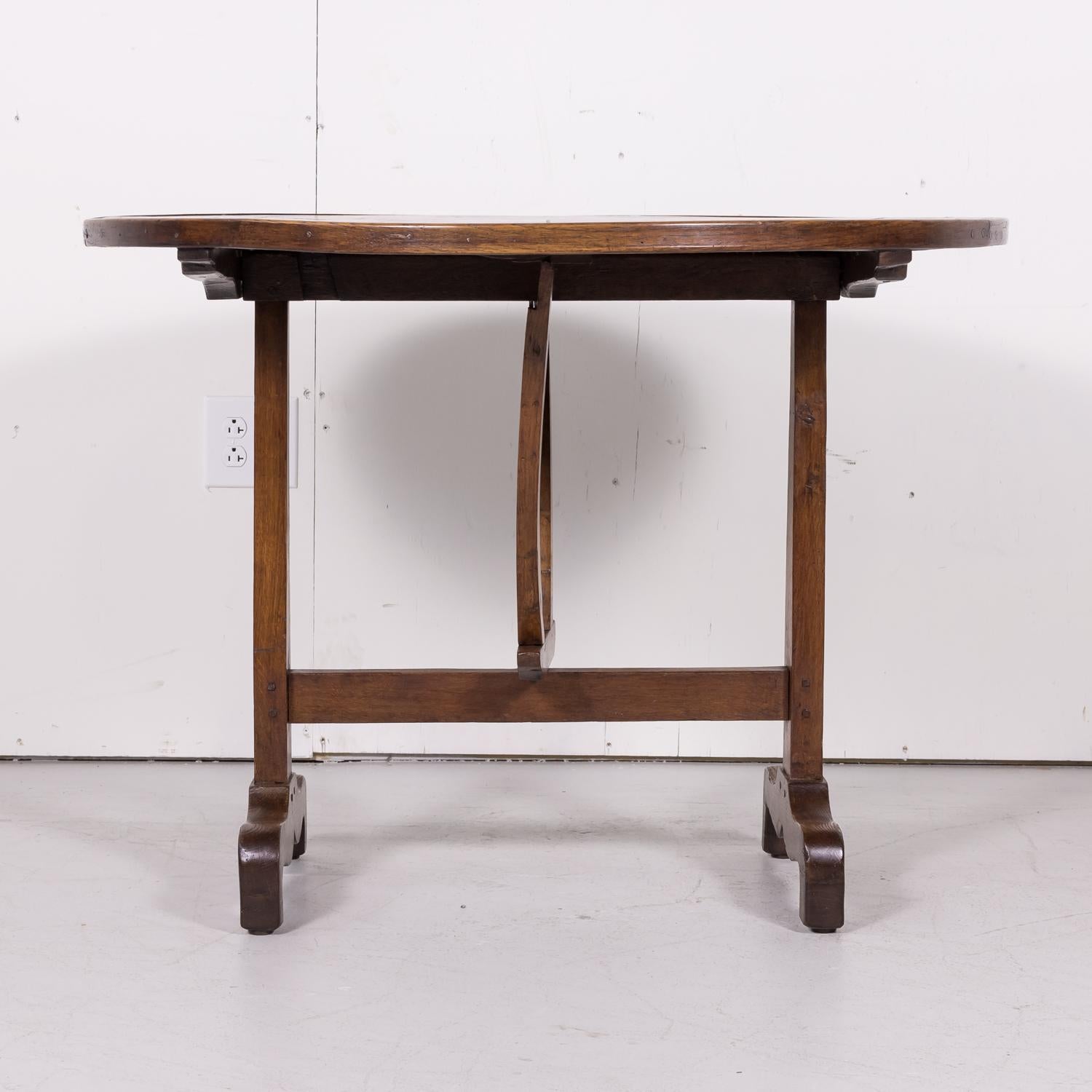 Rare 19th Century French Charles X Period Tilt-Top Wine Tasting or Vendage Table 3