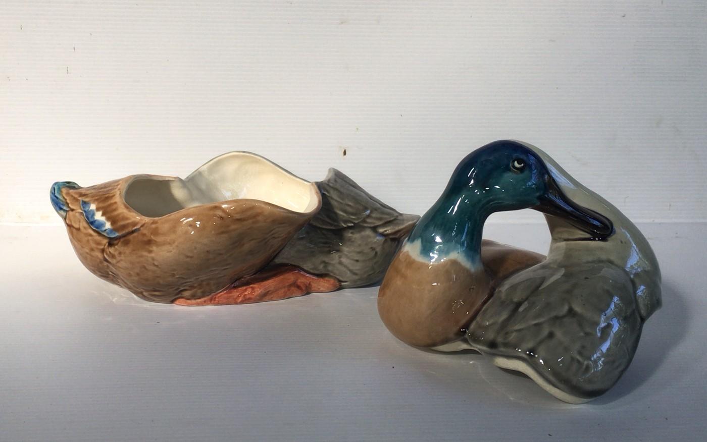 Rare 19th Century French Ducks Tureen Sarreguemines, circa 1890 In Good Condition For Sale In Austin, TX
