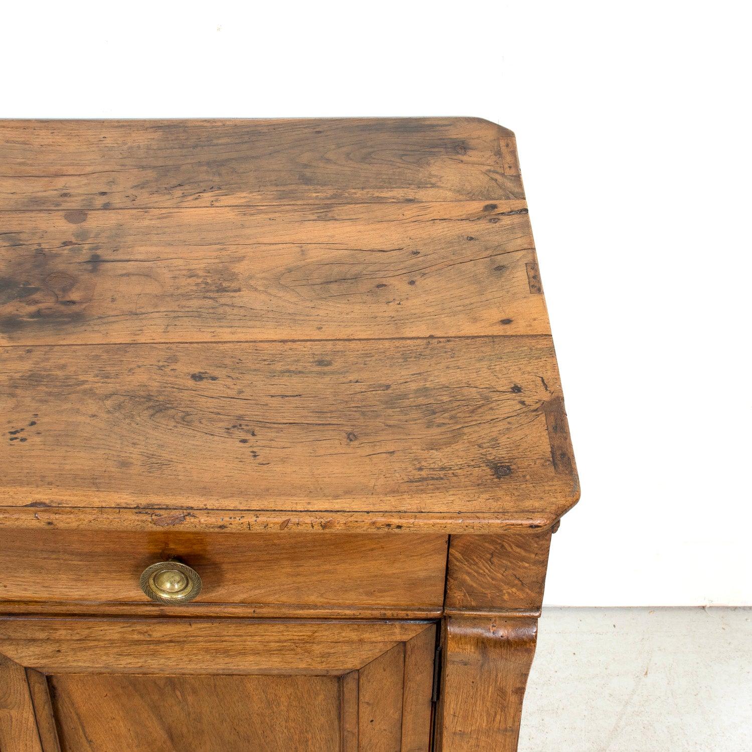Rare 19th Century French Restauration Period Walnut Kitchen Island or Buffet 7