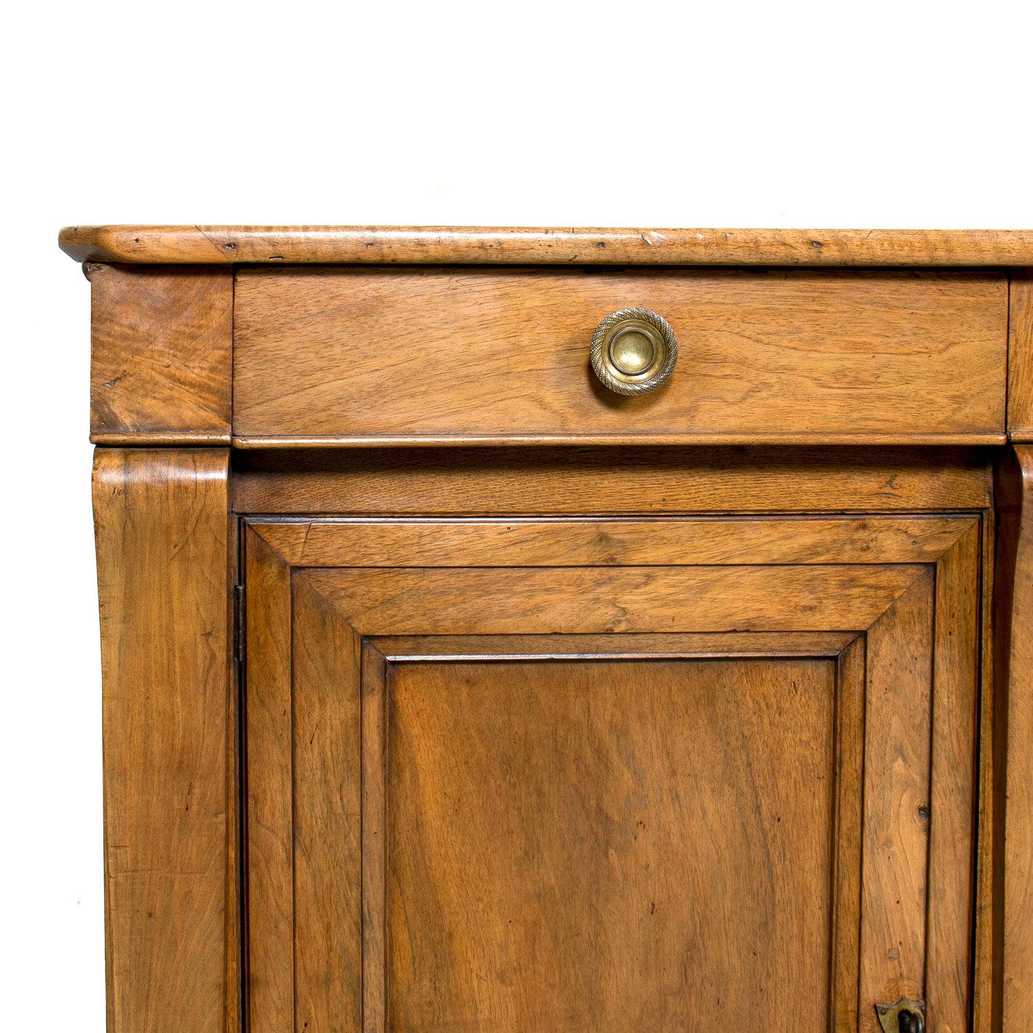 Rare 19th Century French Restauration Period Walnut Kitchen Island or Buffet 8