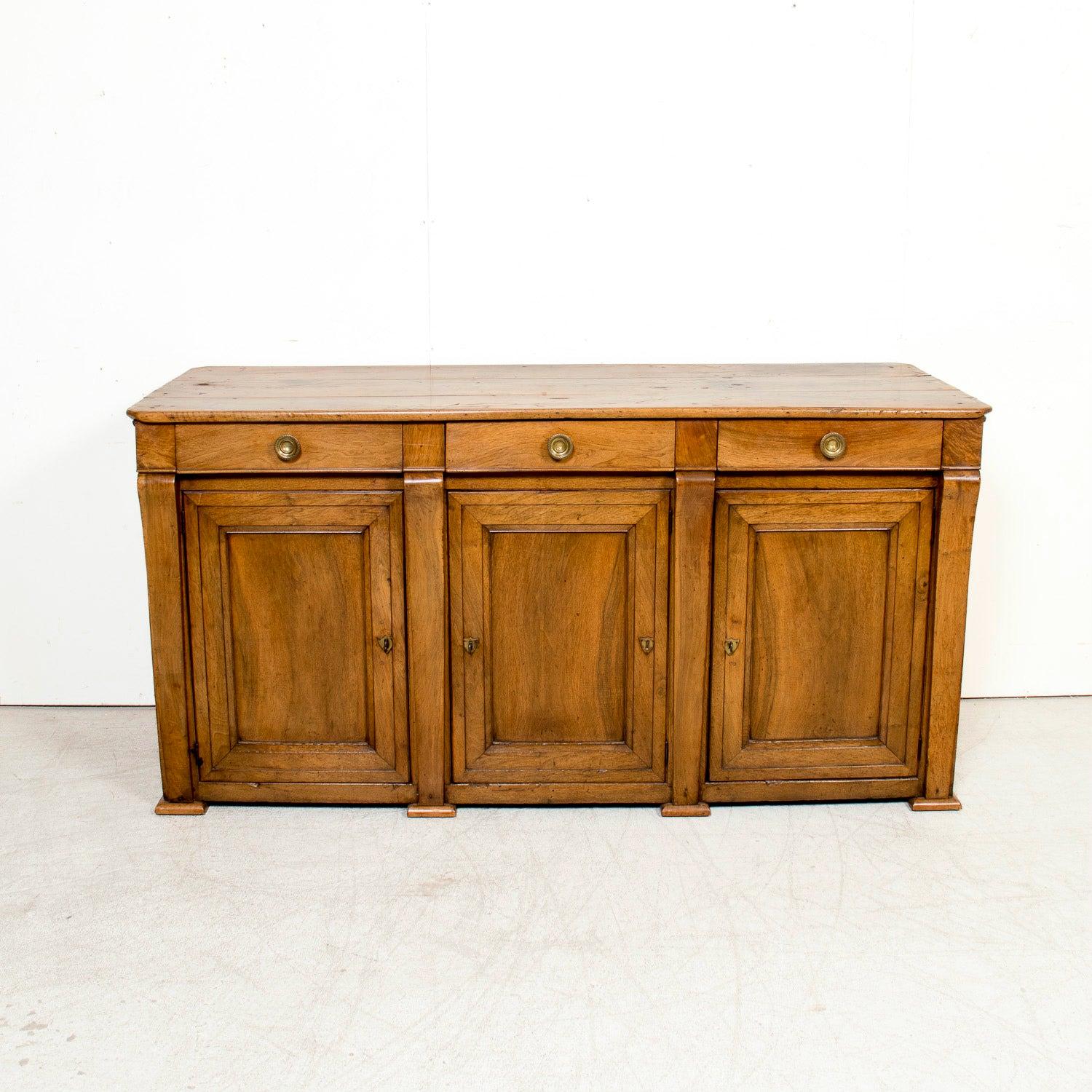 Rare 19th Century French Restauration Period Walnut Kitchen Island or Buffet 2