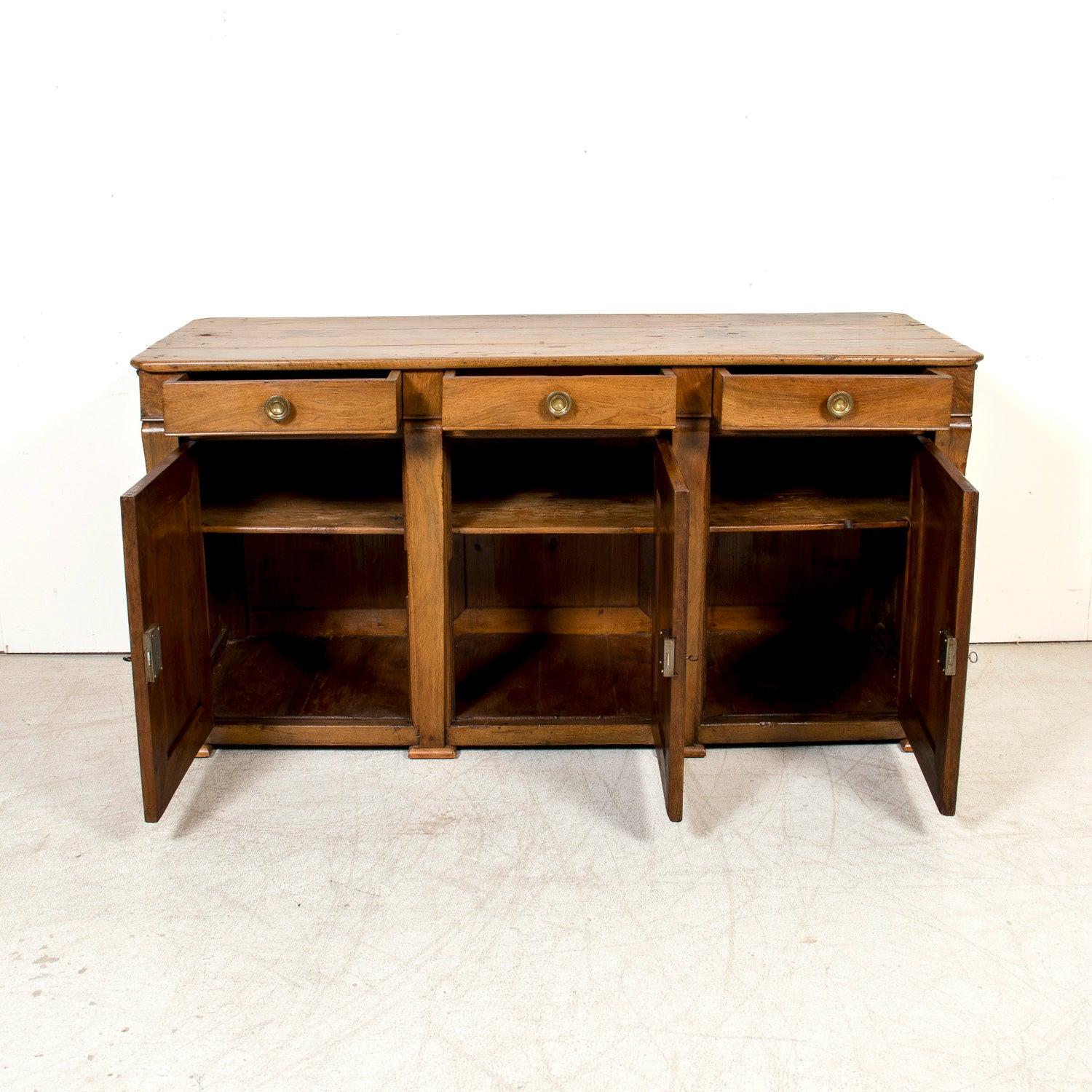 Rare 19th Century French Restauration Period Walnut Kitchen Island or Buffet 5