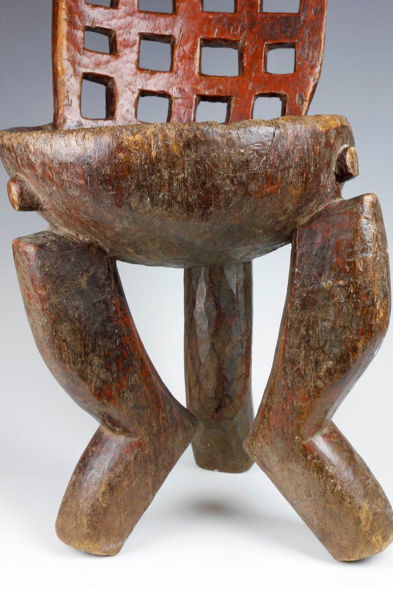 Rare 19th Century High-Backed Ethiopian Chair With Wonderful 'Dancing' Form For Sale 1