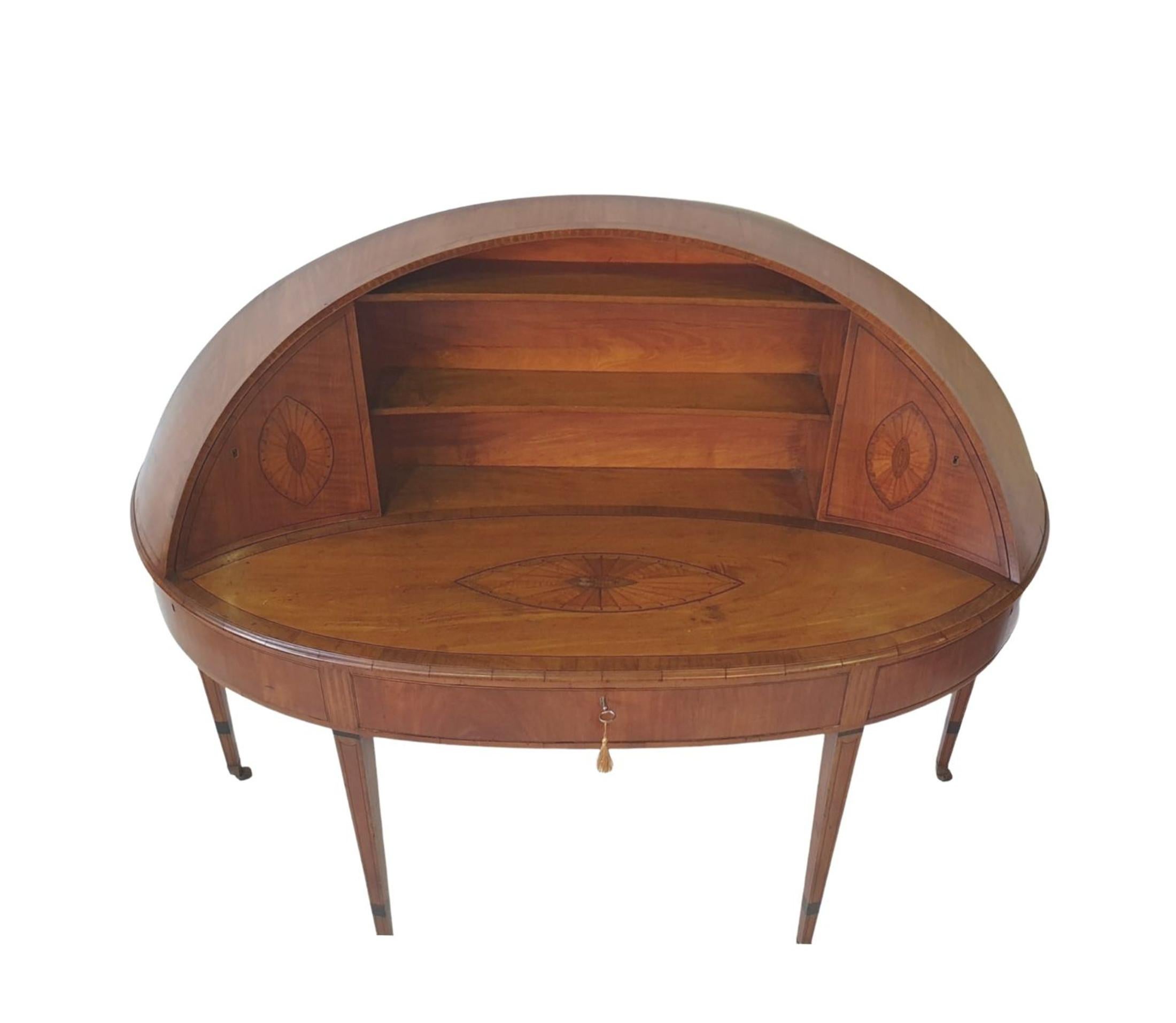 Rare 19th Century Inlaid Satinwood Sheraton Design Carlton House Desk For Sale 1