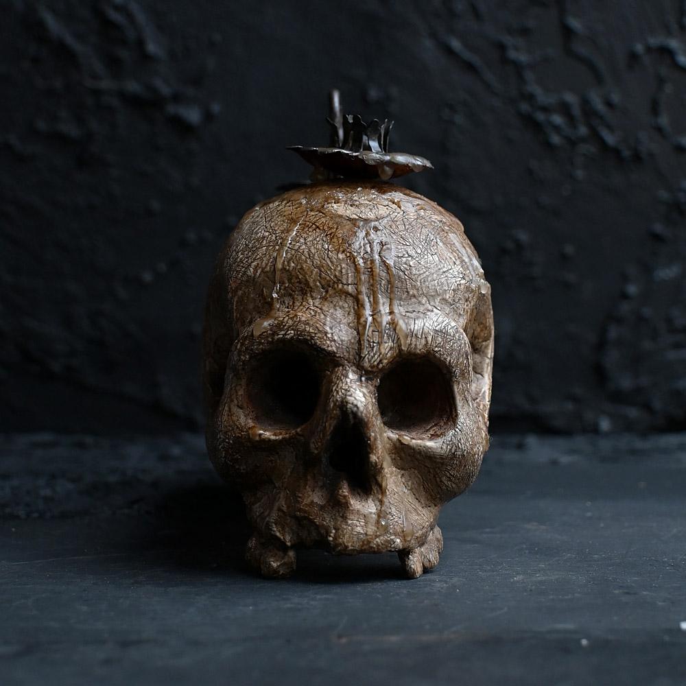 Rare bougeoir Memento Mori italien du 19e siècle sculpté à la main en vente 5
