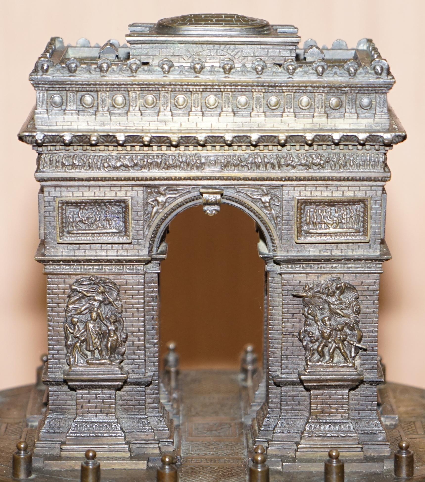 Rare 19th Century Leblanc Freres Grand Tour Bronze Statue of the Arc De Triomph For Sale 1