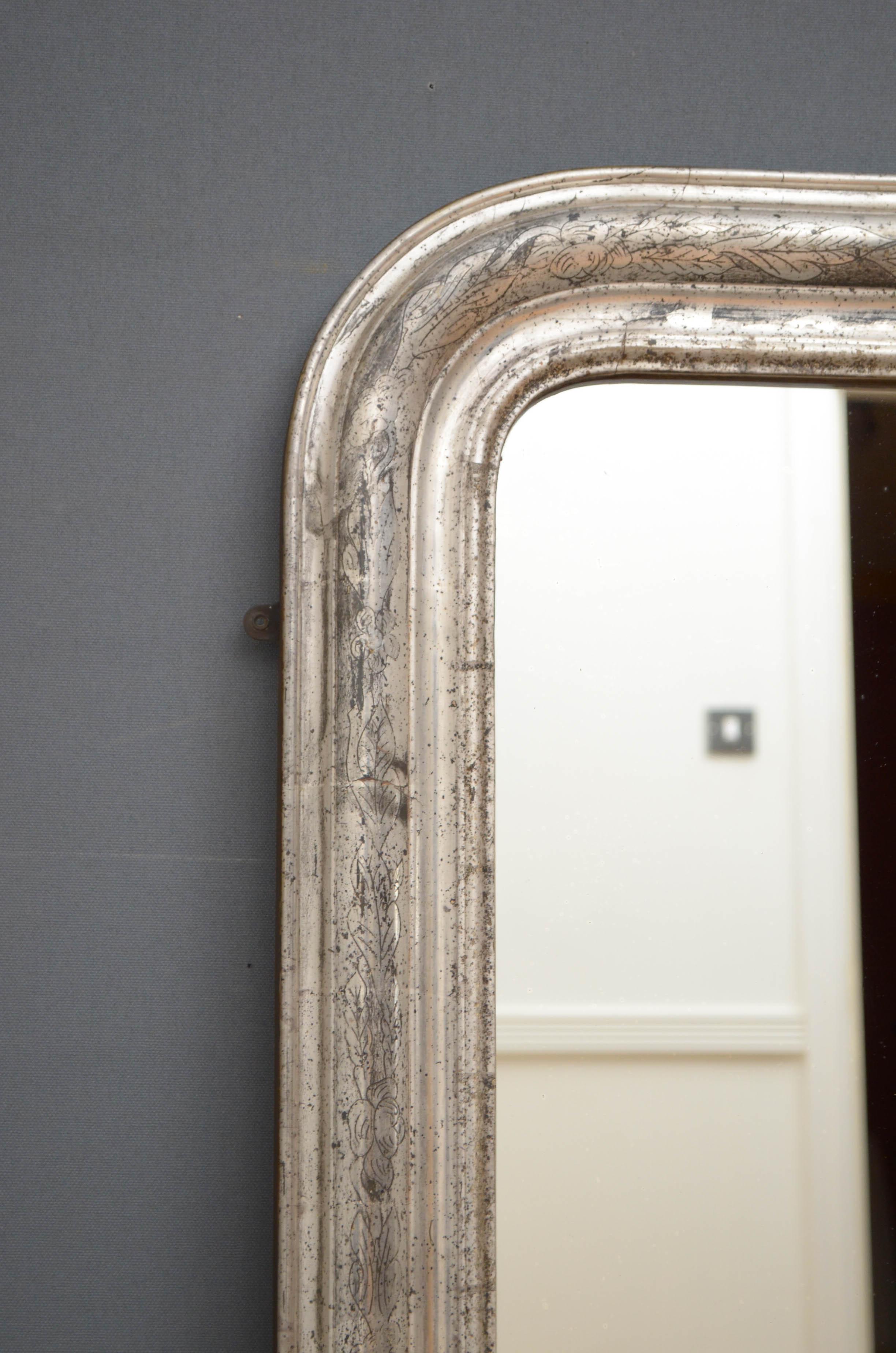 Rare 19th Century Louis Philippe Silver Gilt Wall Mirror In Good Condition In Whaley Bridge, GB