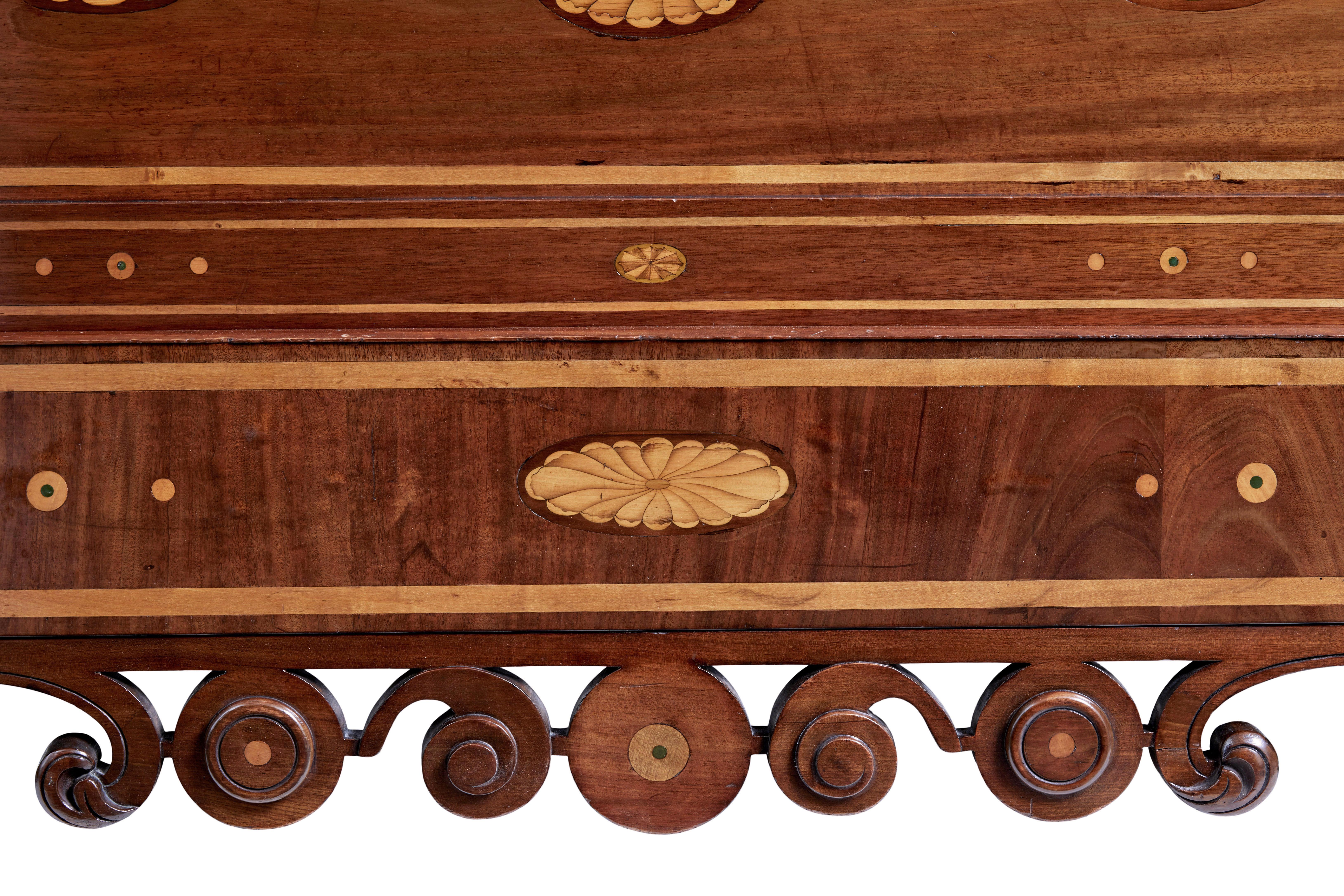 Rare 19th century mahogany and porcelain 4 poster bed For Sale 1