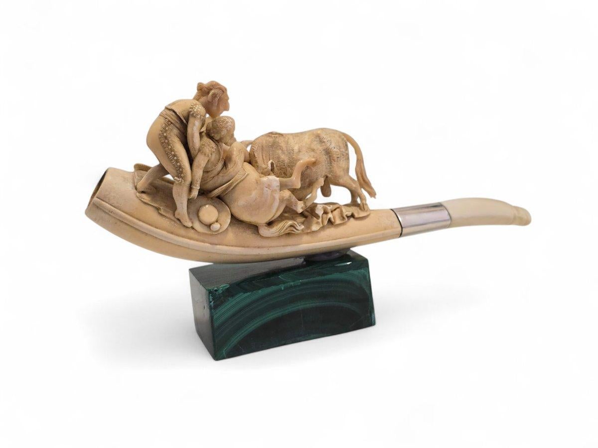 Materiale organico Rara pipa di Meerschaum del XIX secolo - Scena della corrida in vendita