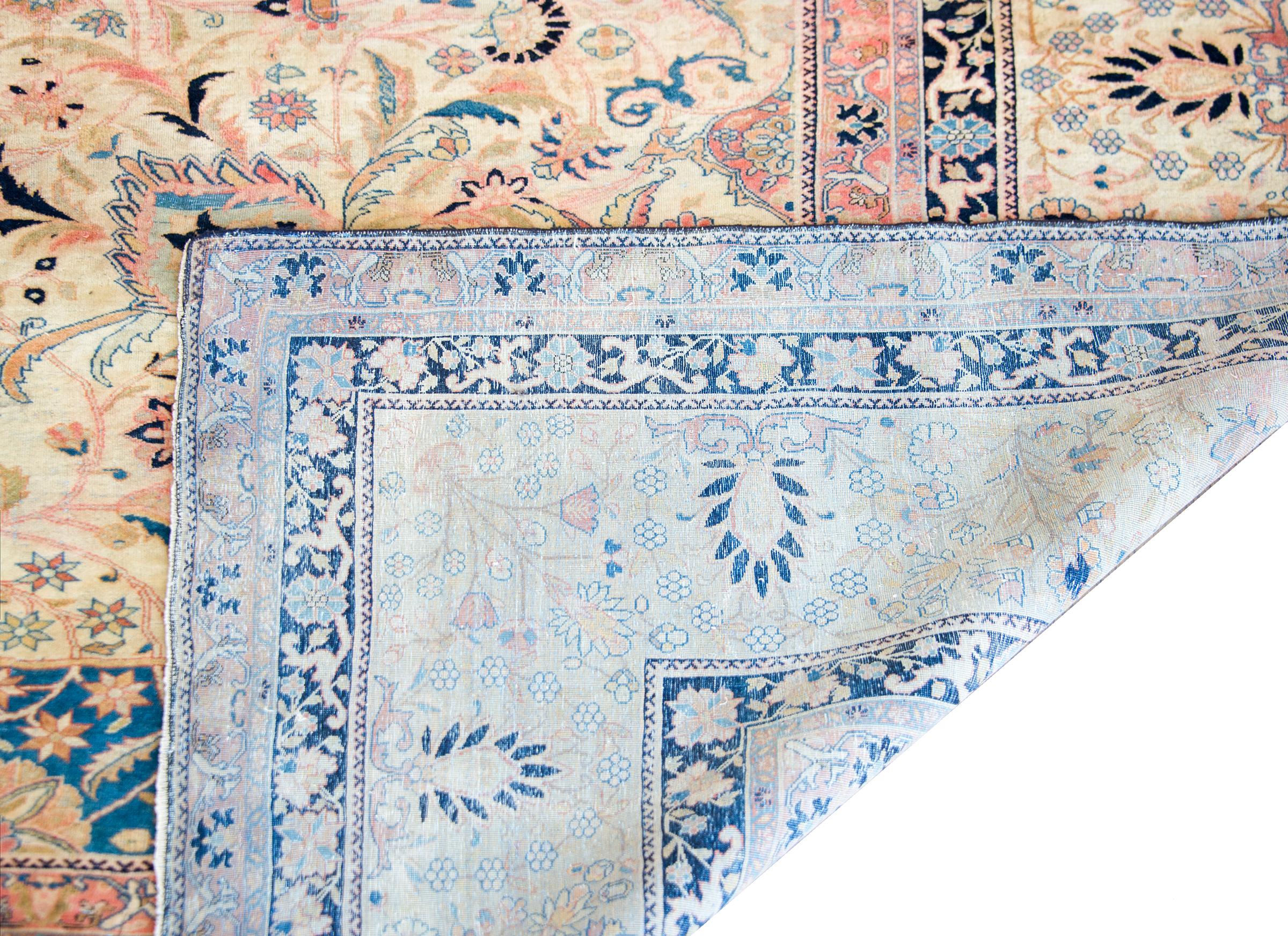 Seltener Mohtasham Kashan-Teppich aus dem 19. Jahrhundert im Angebot 6