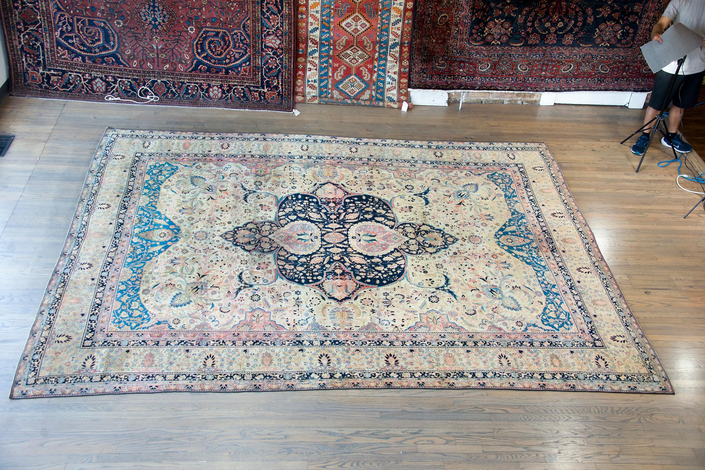 Seltener Mohtasham Kashan-Teppich aus dem 19. Jahrhundert im Angebot 7