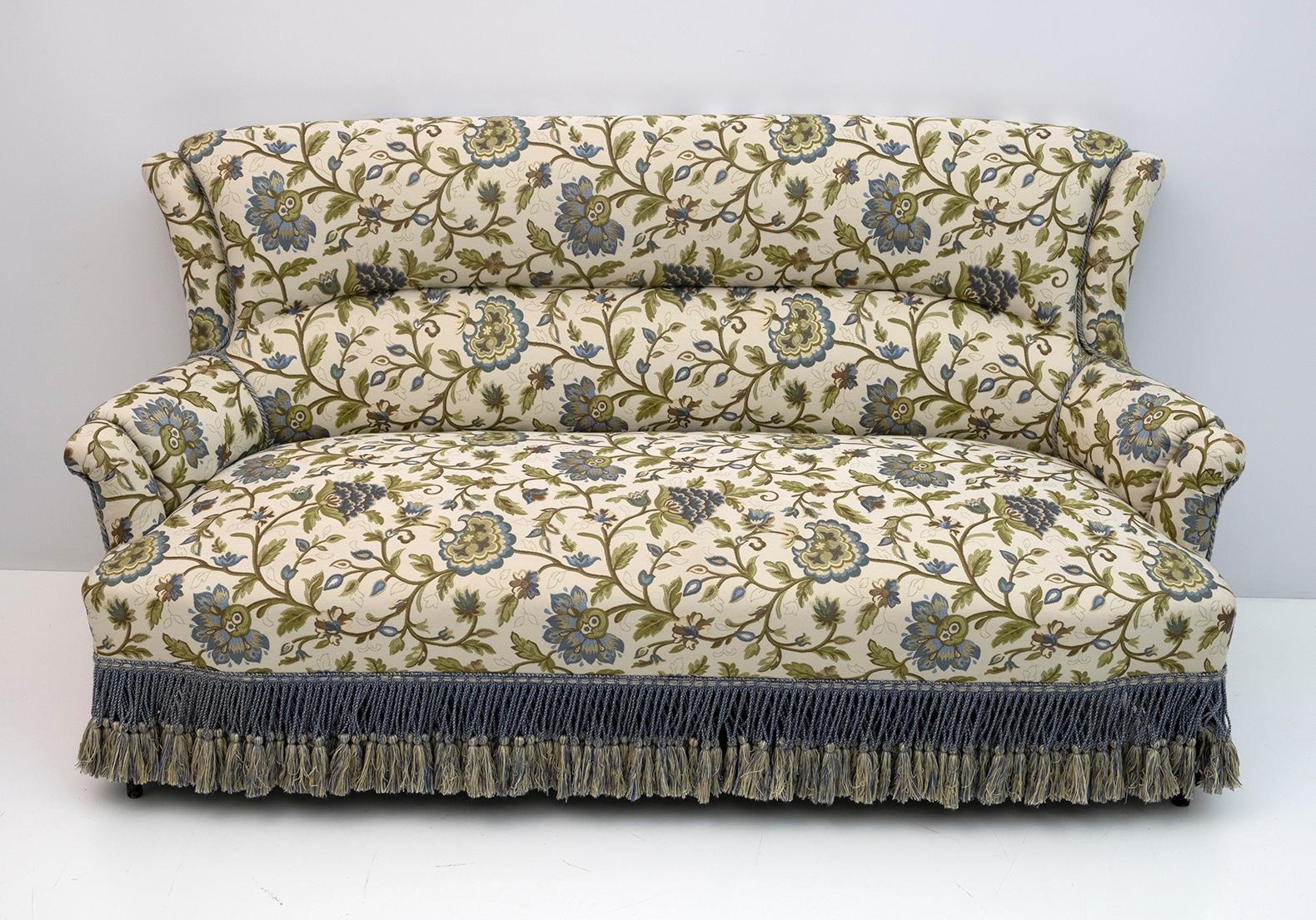 French sofa from the 19th century, Napoleon III period. The sofa has been restored and the upholstery replaced with a beautiful Italian Brocade. France, 1870.