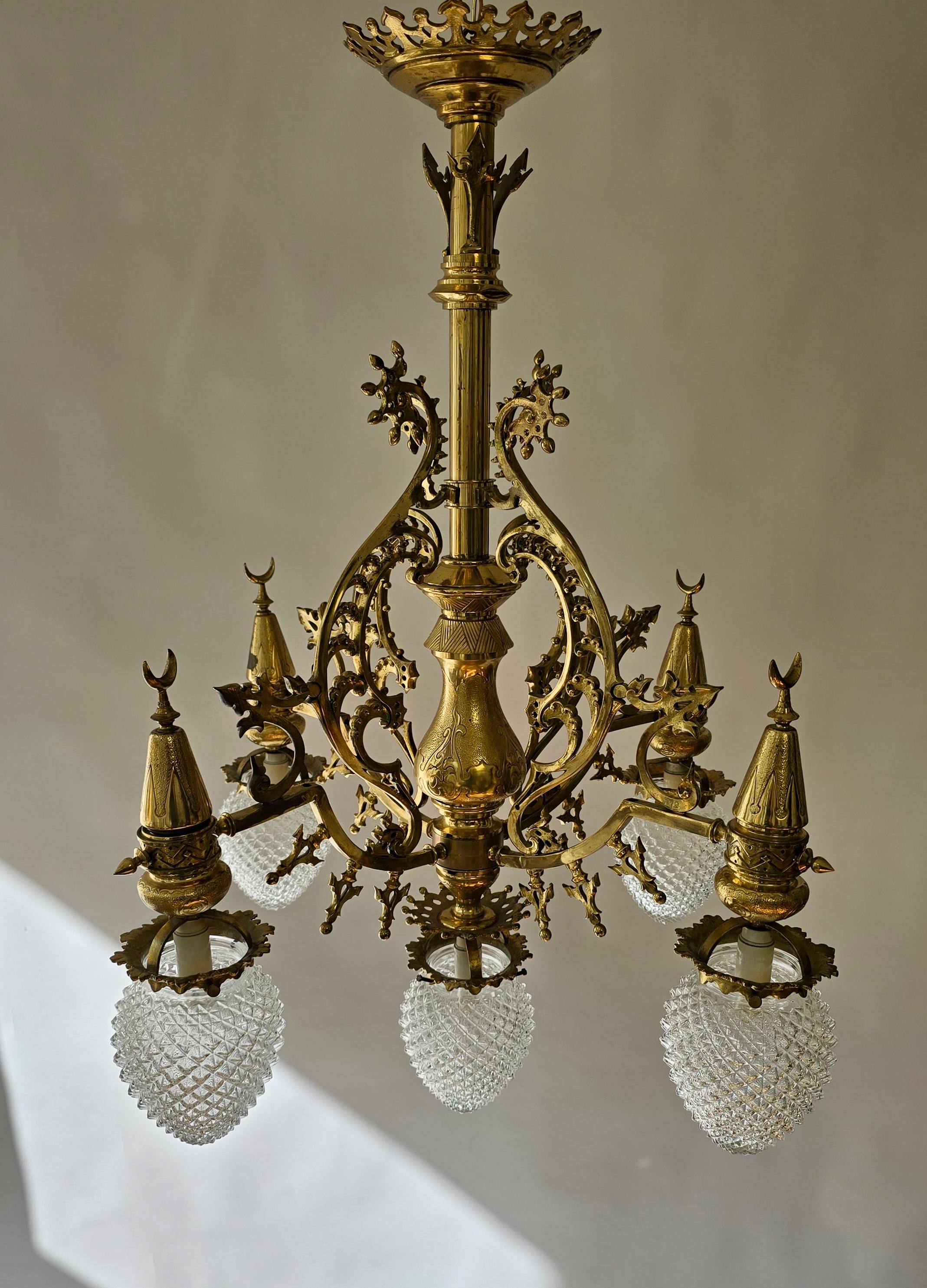 19th Century Rare 19th-Century Ottoman-Style Gas Chandelier in Brass and Cut Crystal Glass For Sale